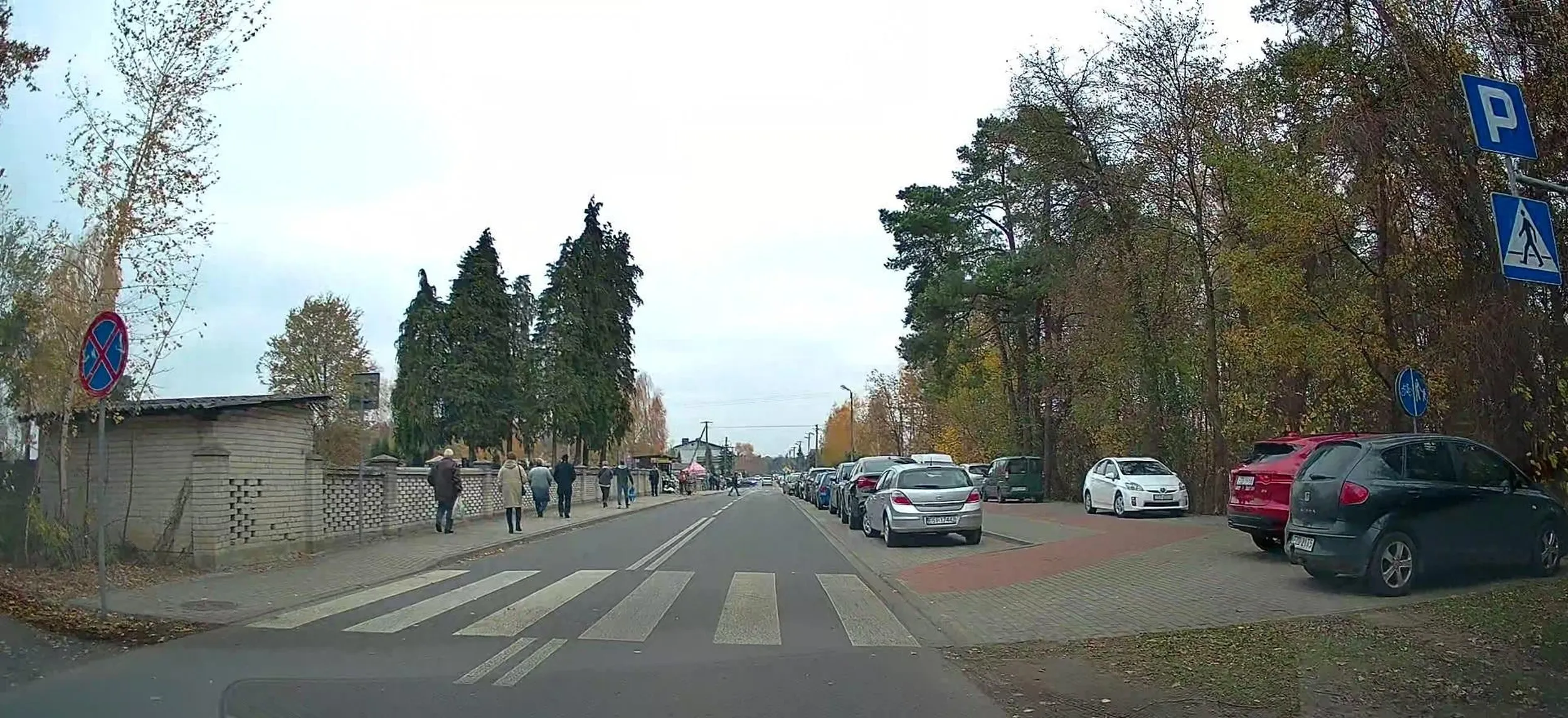 jazda po przejsciu dla pieszych i chodniku