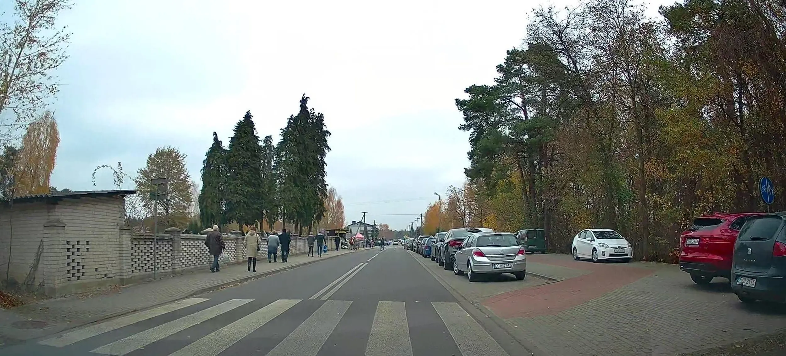 jazda po przejsciu dla pieszych i chodniku