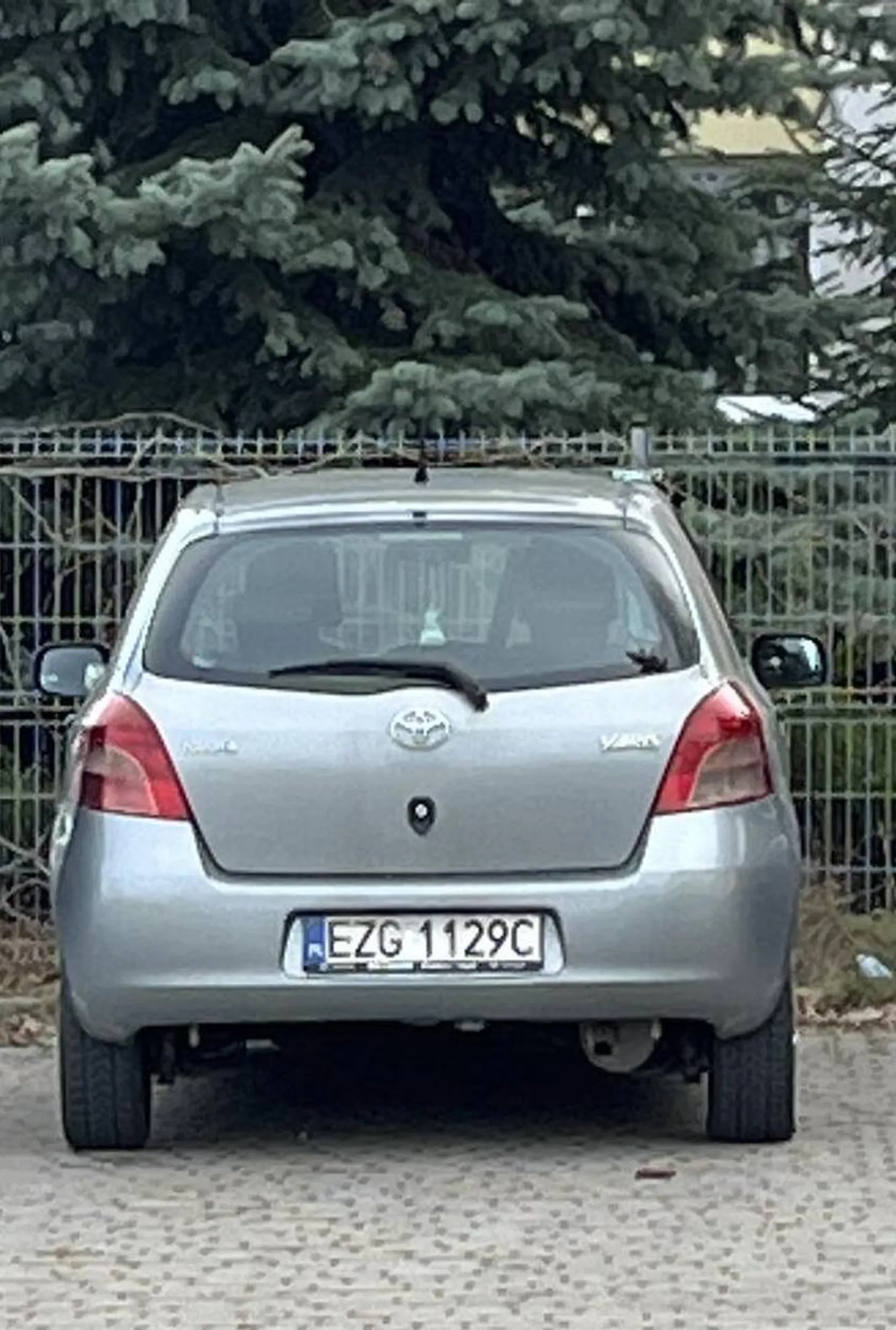 Kierowca jeździ jak cipa a pasażer jest  Hitler.