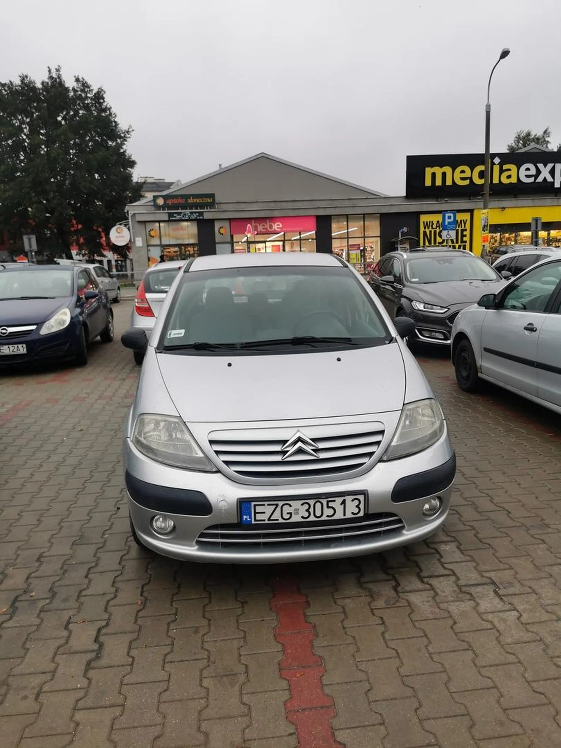 Mistrz parkowania, jedno miejsce to za mało