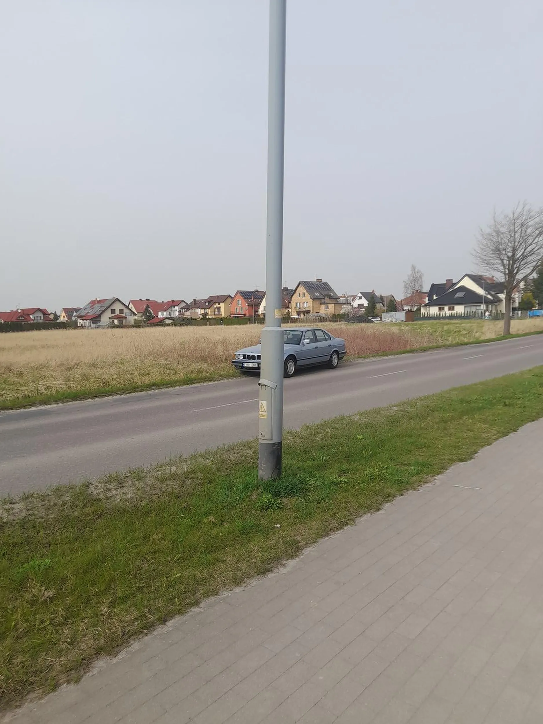 Ewidętnie kierowca nie umie parkować