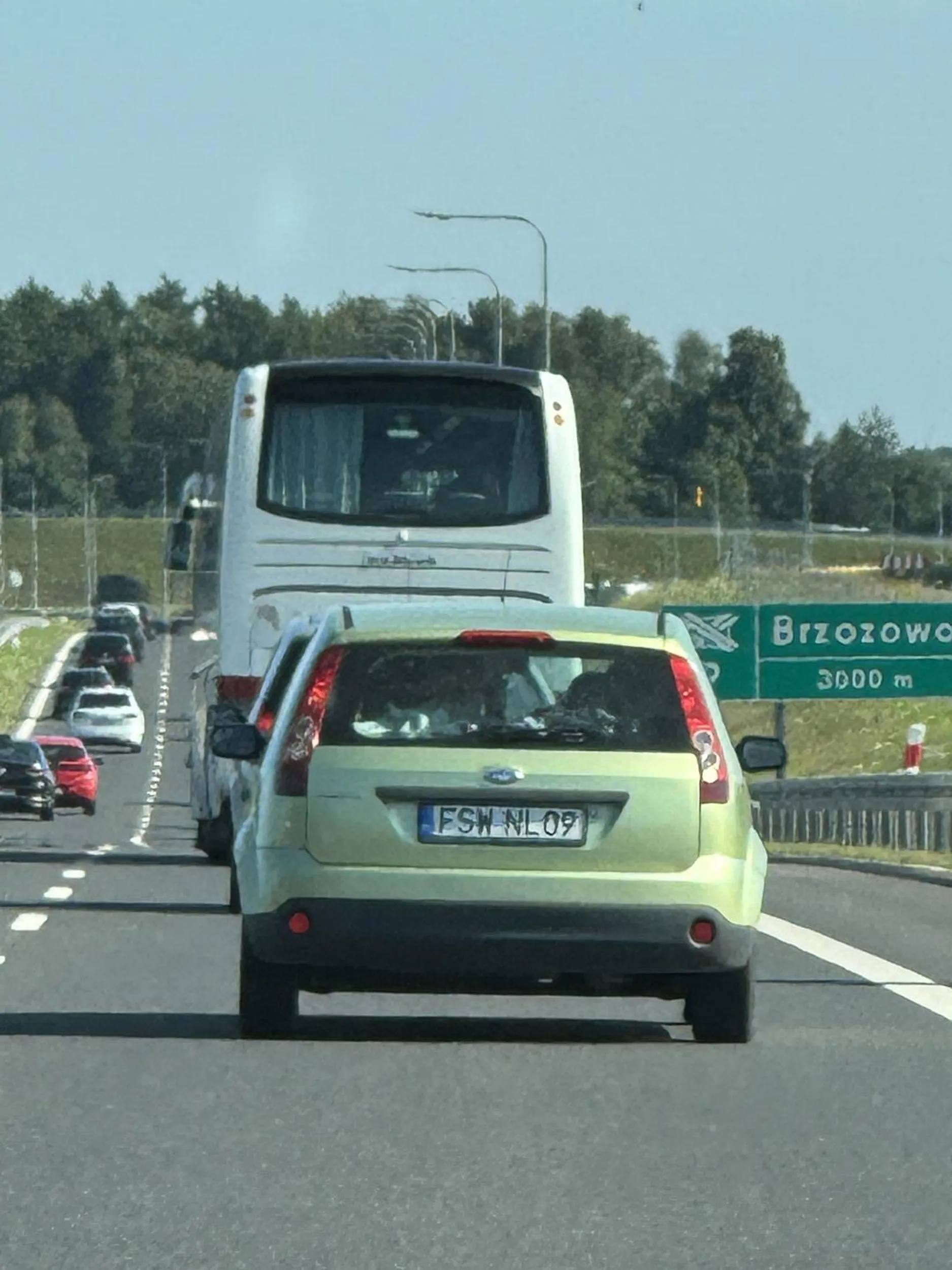 Gość jadąc S6 zaczął na nas zjeżdżać, polecam uważać na typa