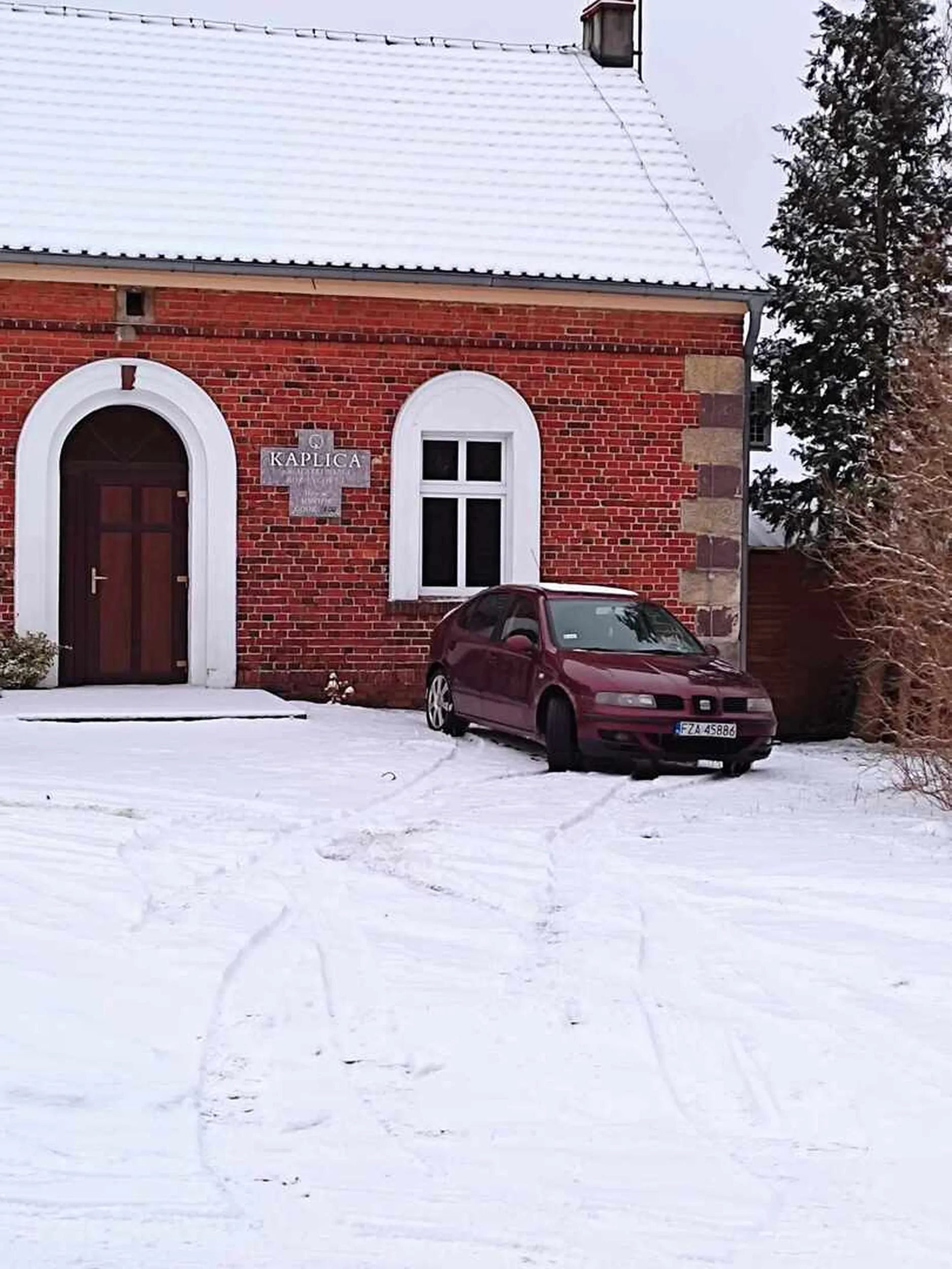 witam wszystkich zgromadzonych samochod taki wściekły że kazda jednostka go szuka i nie może dogonić jechał w terenie zabudowanym 280 kmh aż strach się bać ??