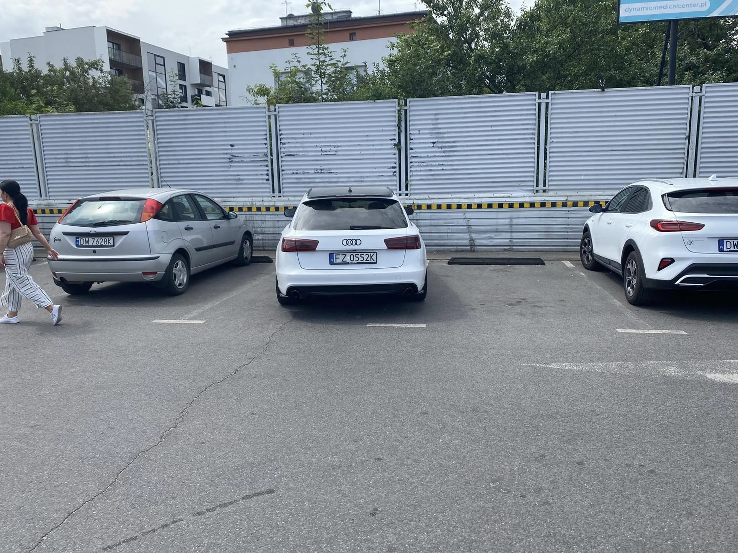 Ameba umysłowa której ciężko zaparkować prostopadle