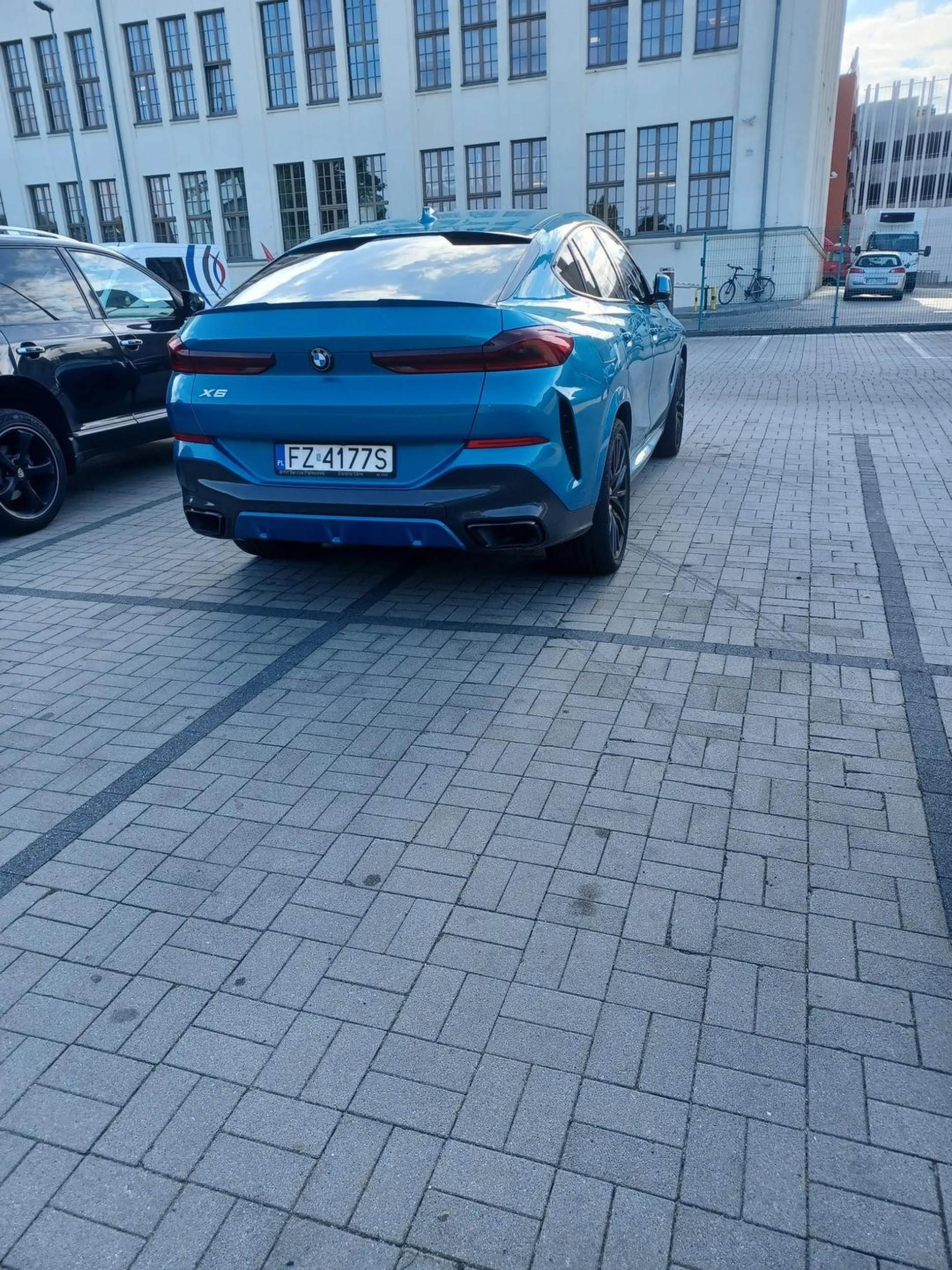 Absolutnie codziennie ta sama sytuacja. Komentarz zbędny, marka  mówi wszystko.