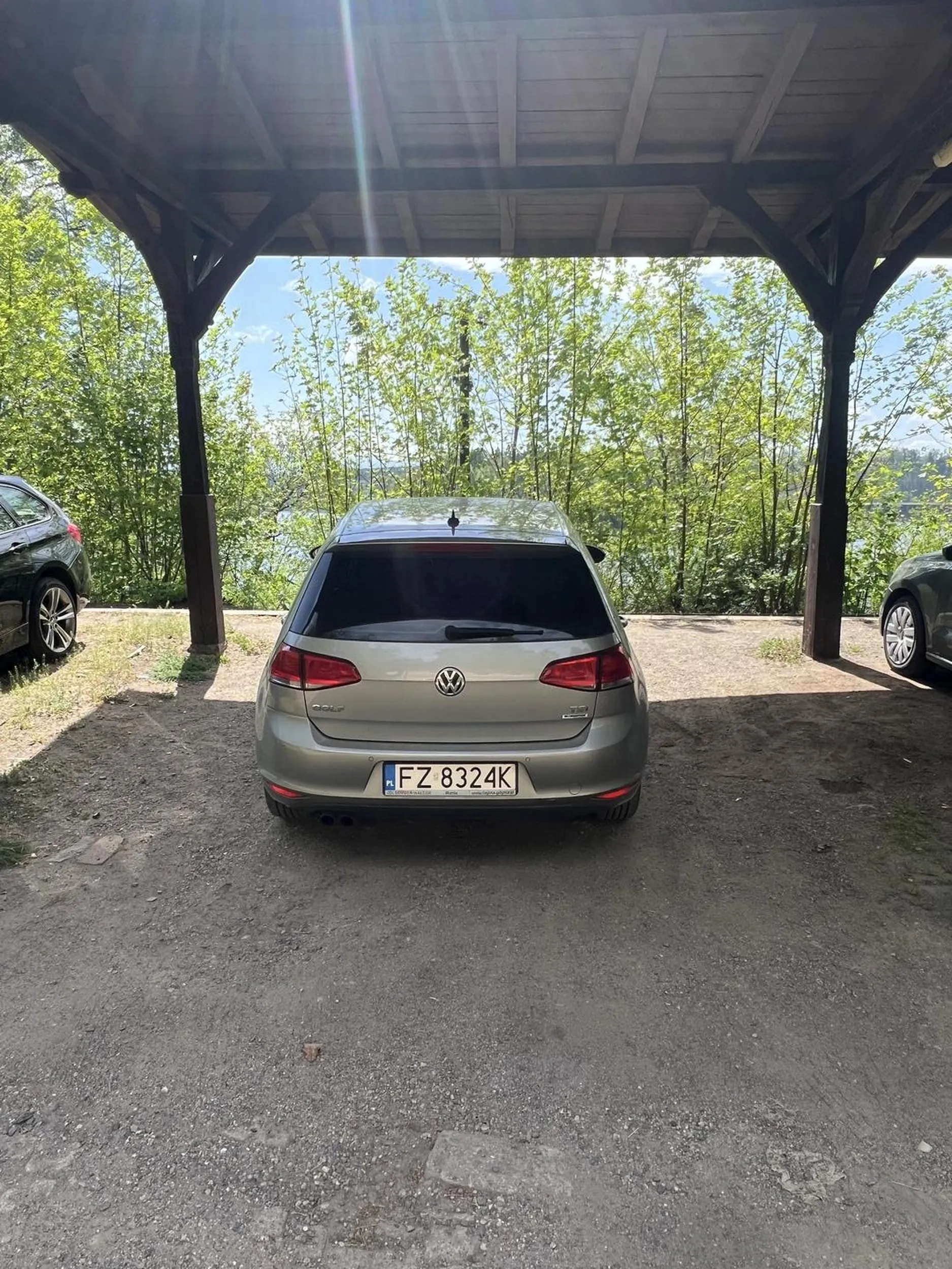 Brawo mistrzu parkowania . Królowi należą się dwa miejsca