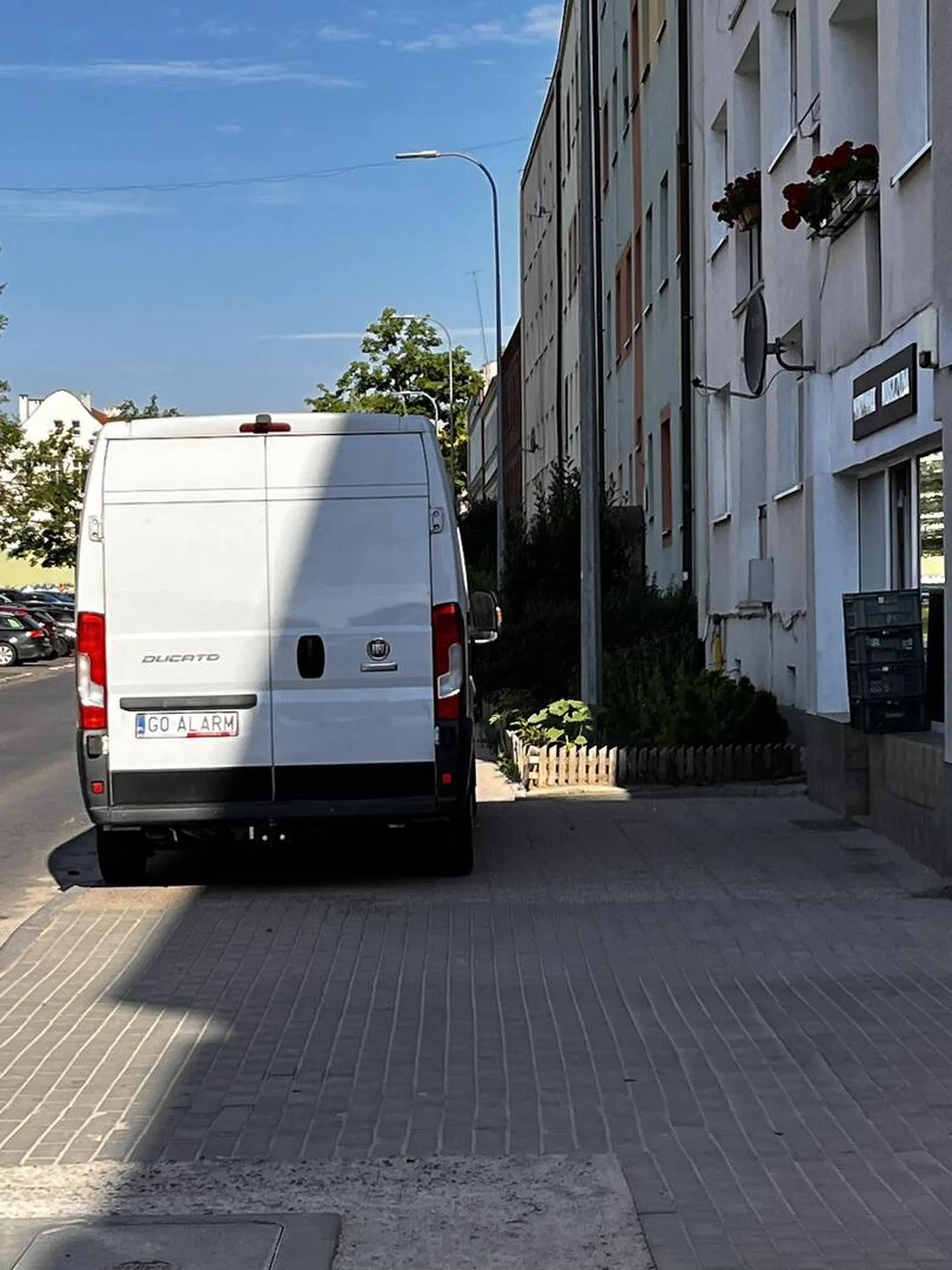 1,5m dla pieszych? kto to słyszał takie głupoty