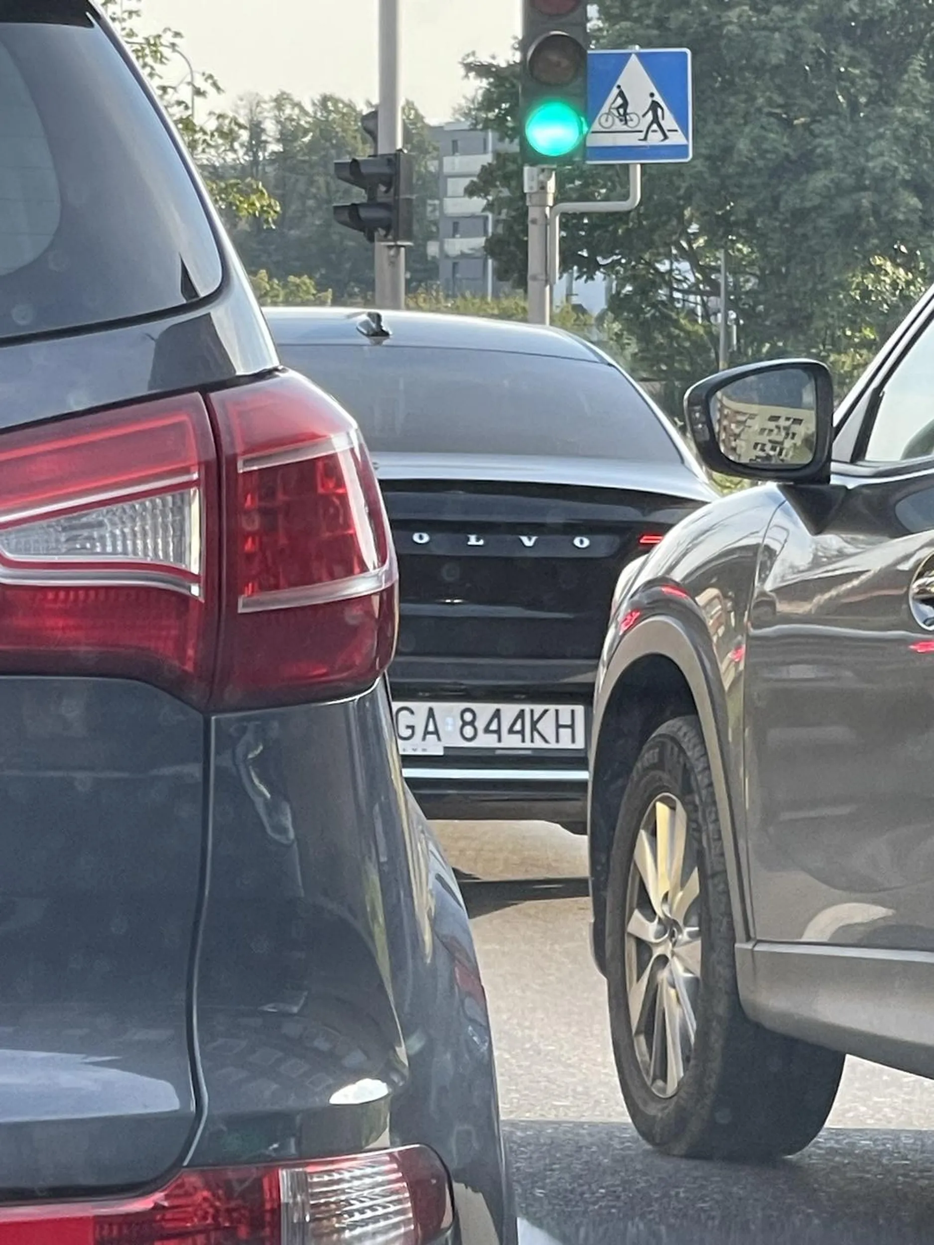 Stereotyp że kierowcy Volvo to dałny potwierdza się również i w tym przypadku