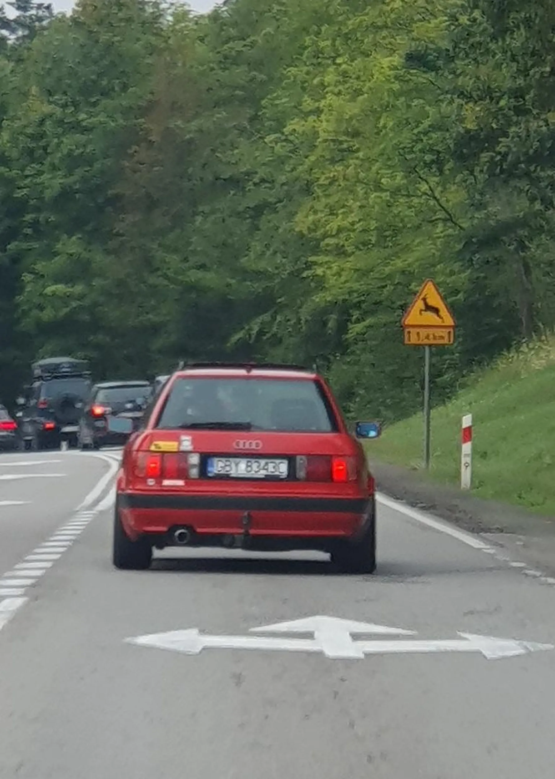 Złom na obwodnicy Kościerzyny wyprzedza wszystkich ale później wlecze się i nie ma jak wyprzedzić go.