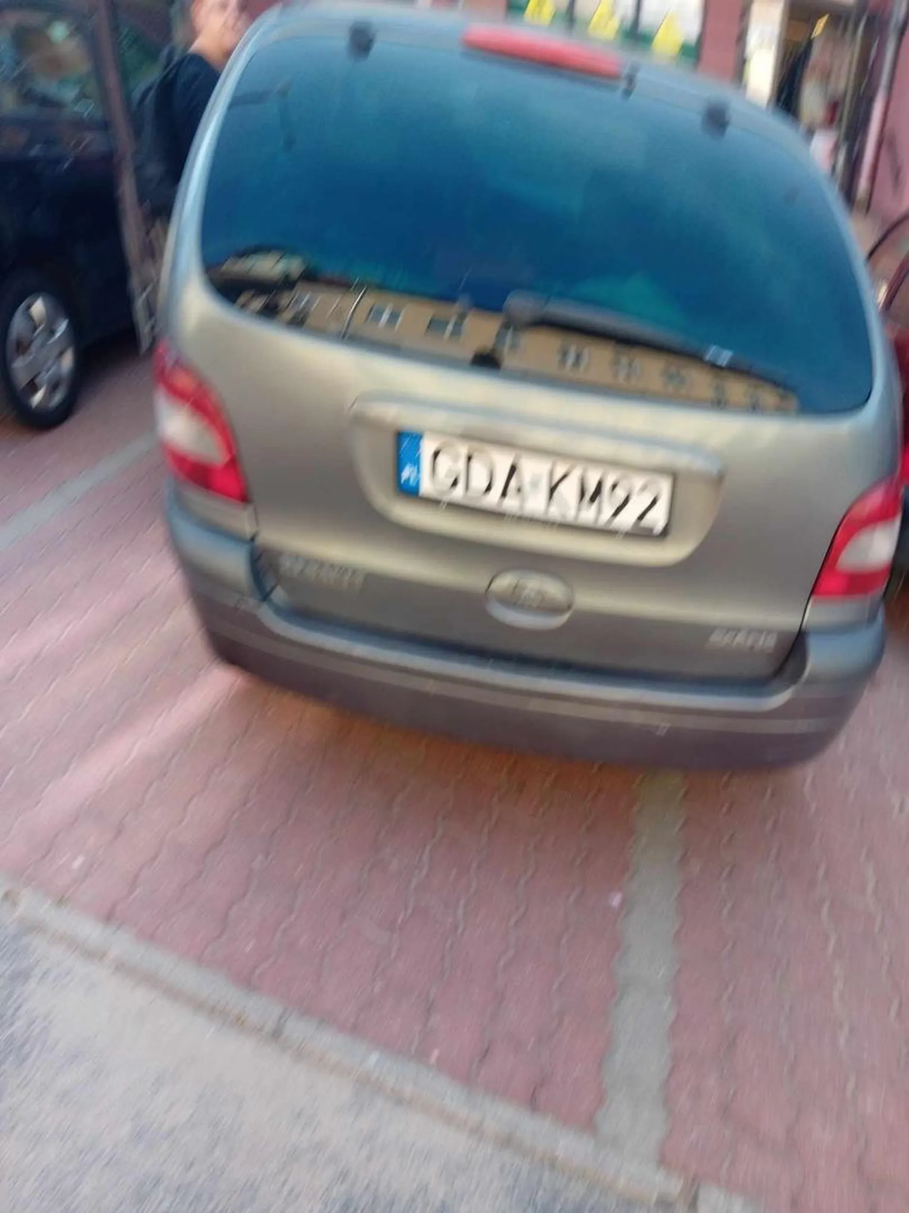 nie pozdrawiam moje audi znowu będzie pół roku w naprawie (już ledwo jeździ)