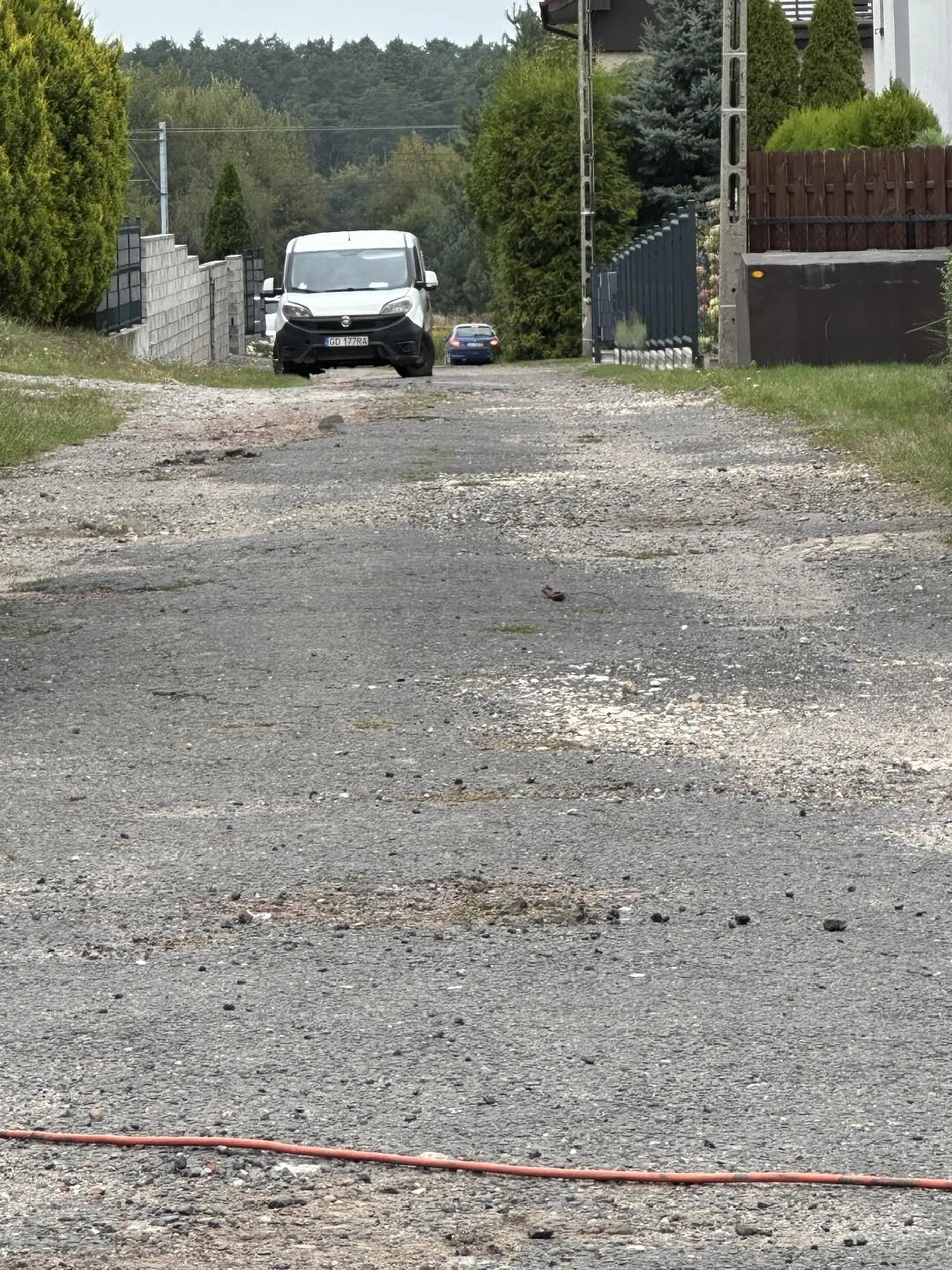 Naucz się parkować , na środku drogi auto zostawić