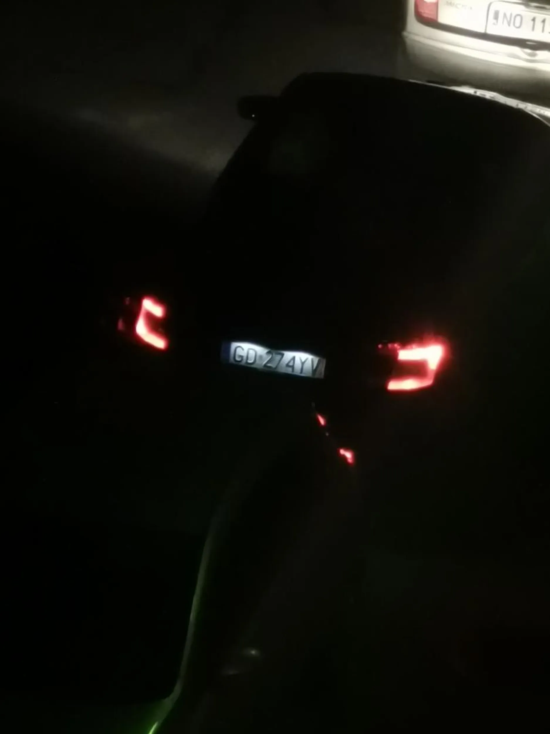 Nie napierdalac mi po nocy pod mieszkaniem