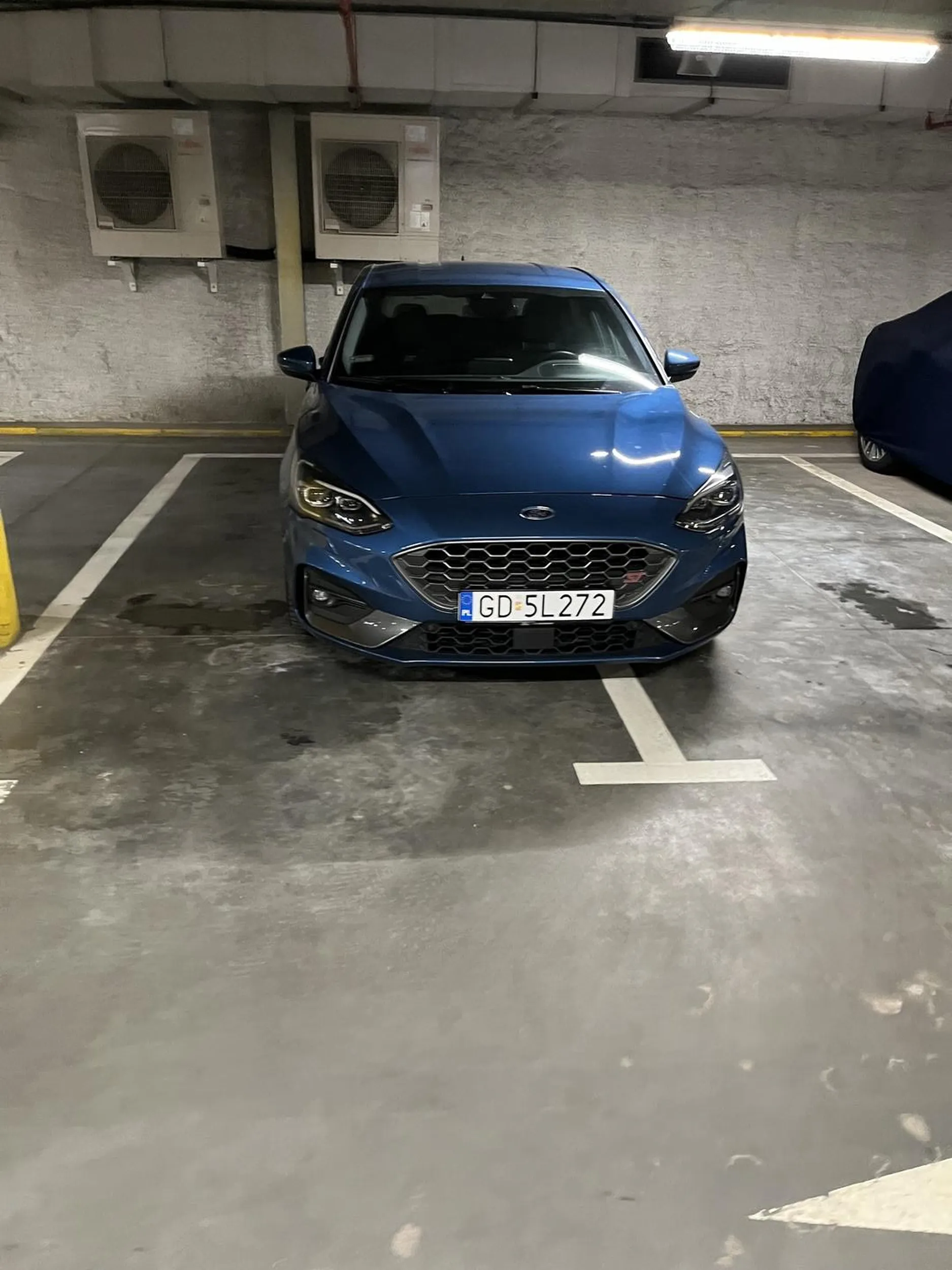 Stary kupił samochód z prawem jazdy w komplecie?