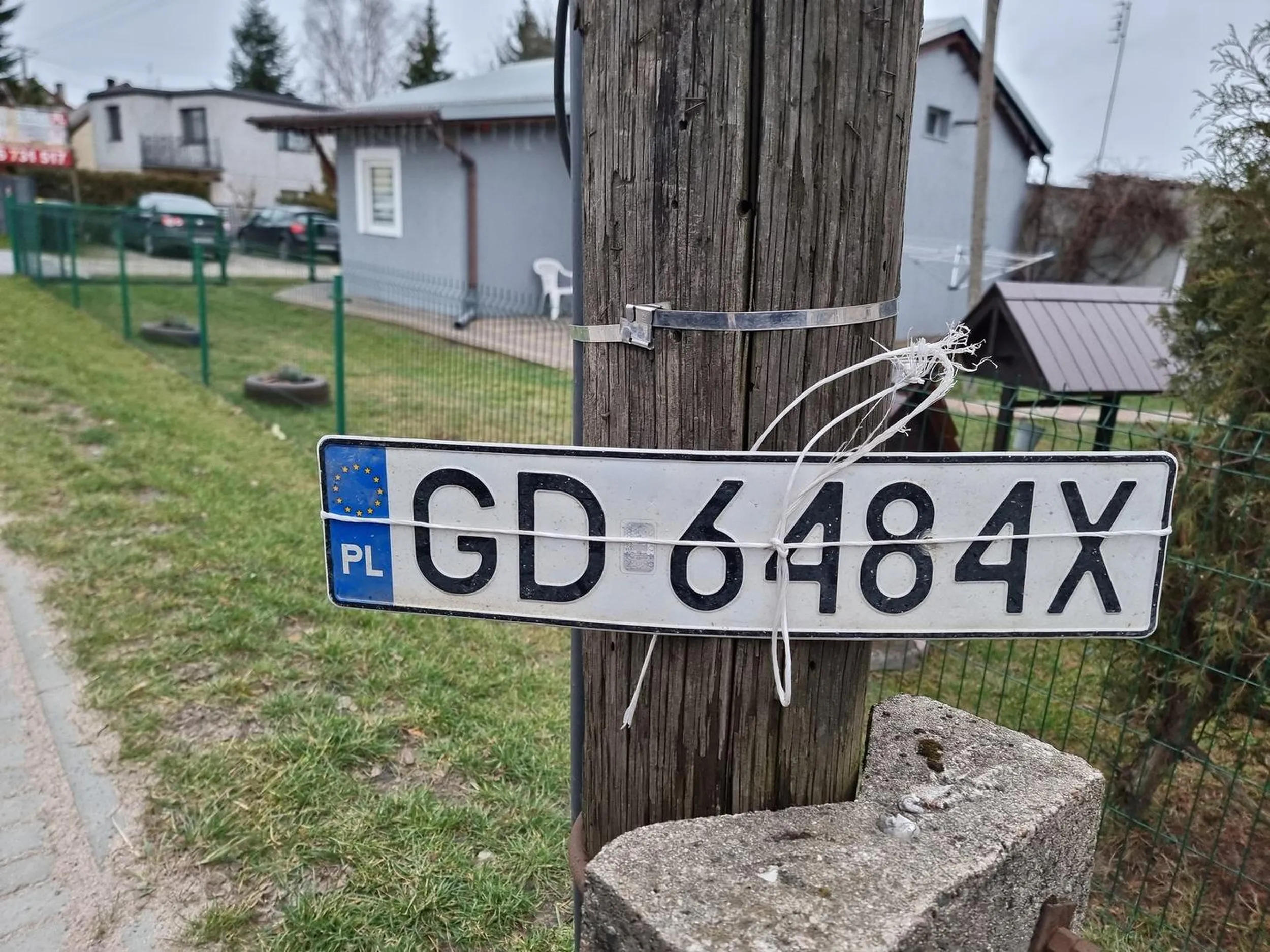 Rejestracja na słupie