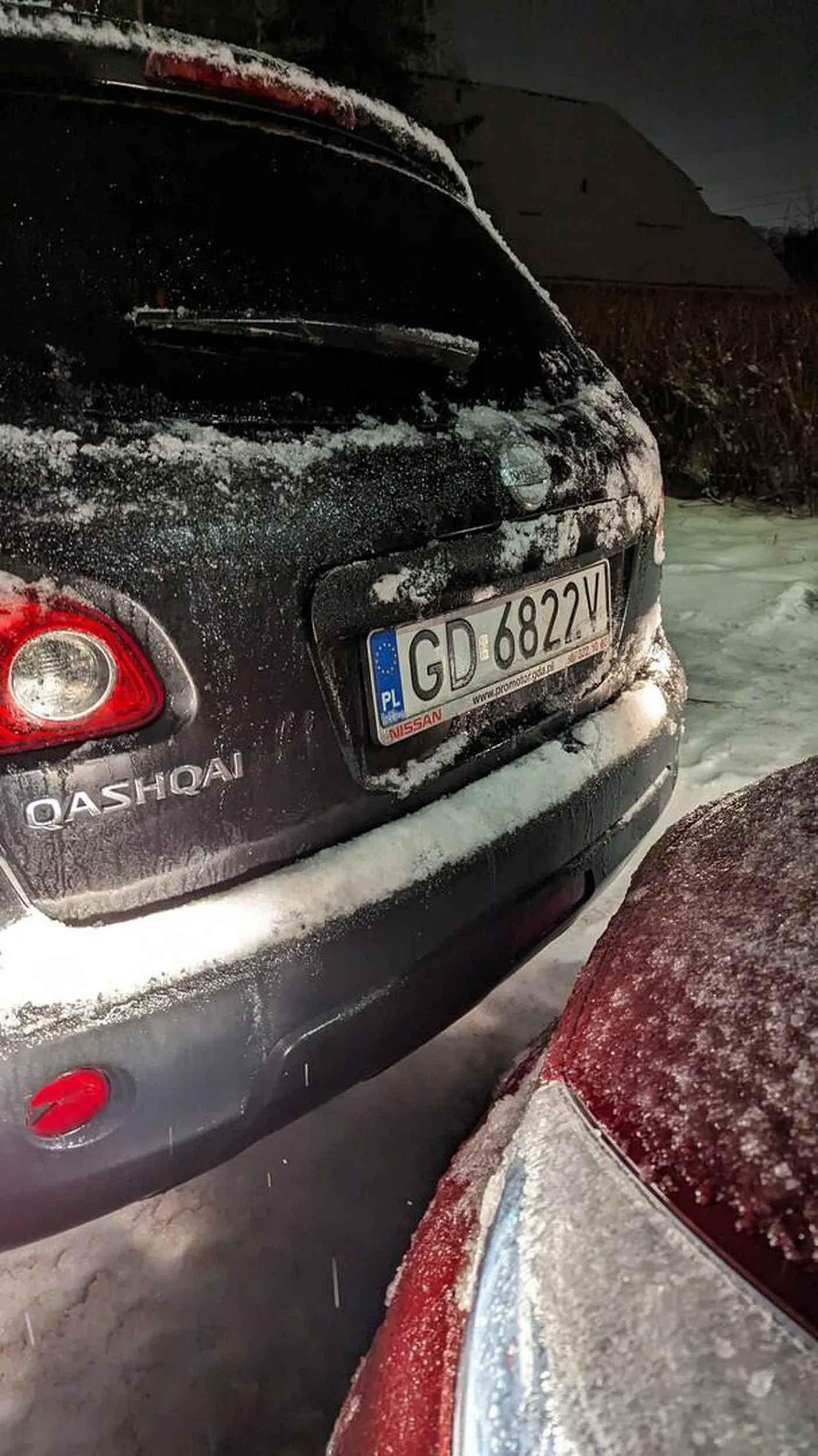 zastawił mnie i prawie zarysował zderzak wyjeżdżając, masakra