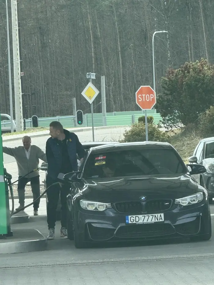 Fajna fura może też sobie taką kiedyś kupię ;p