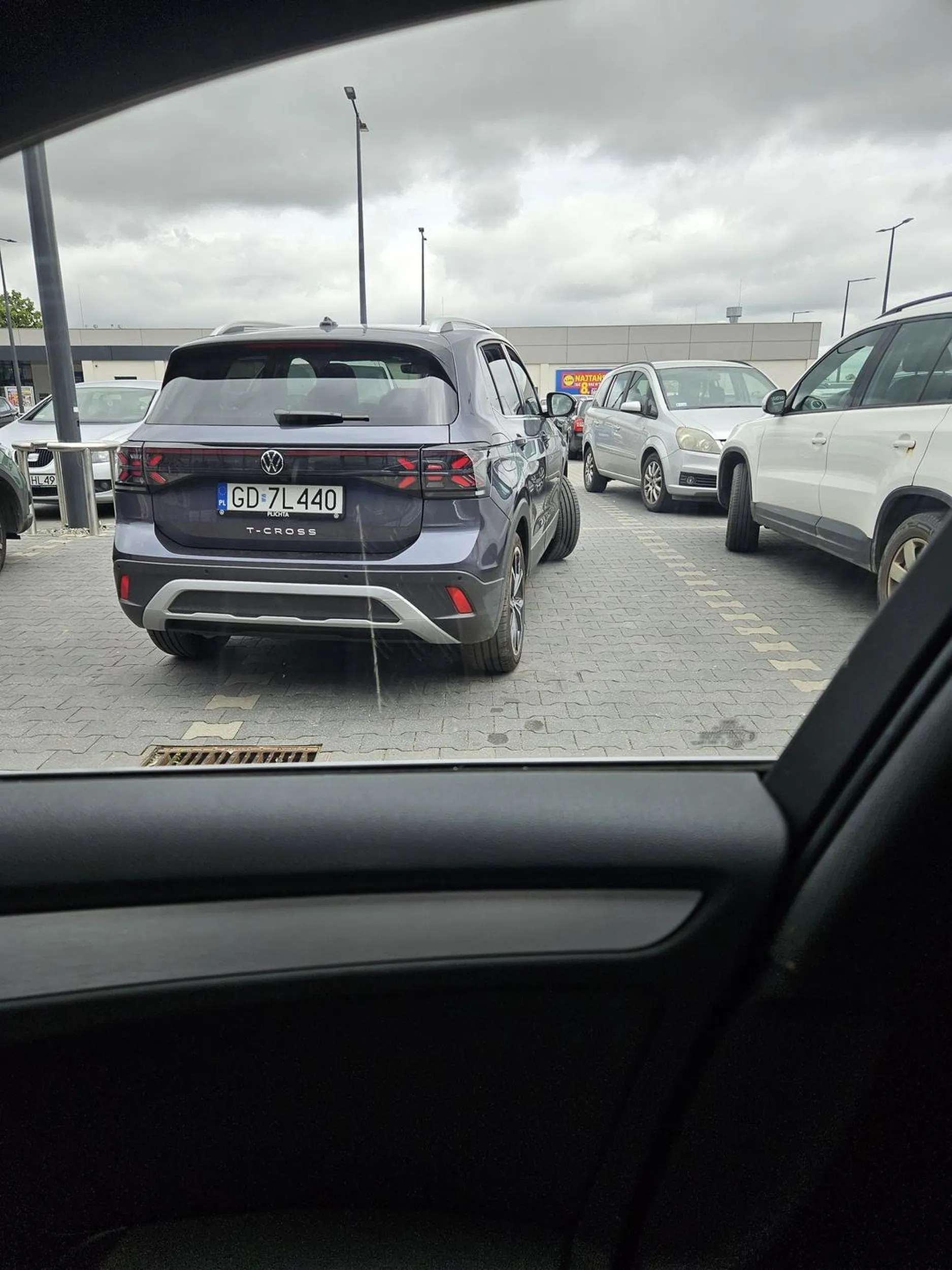 Prawo jazdy wygrane w cipsach.