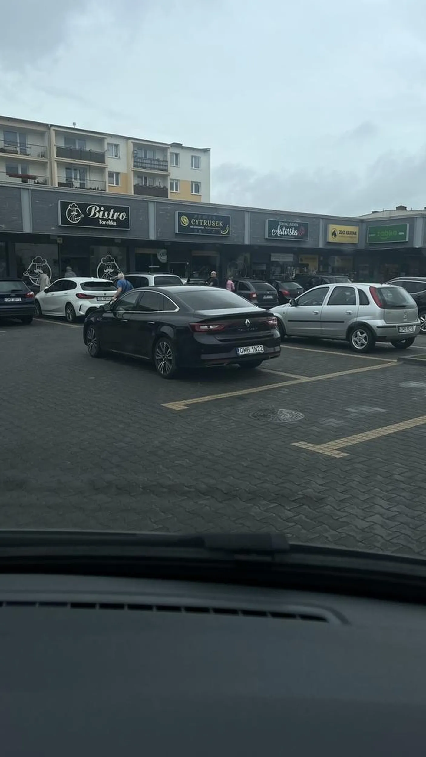 Mistrz parkowania za sterami Renault Talisman