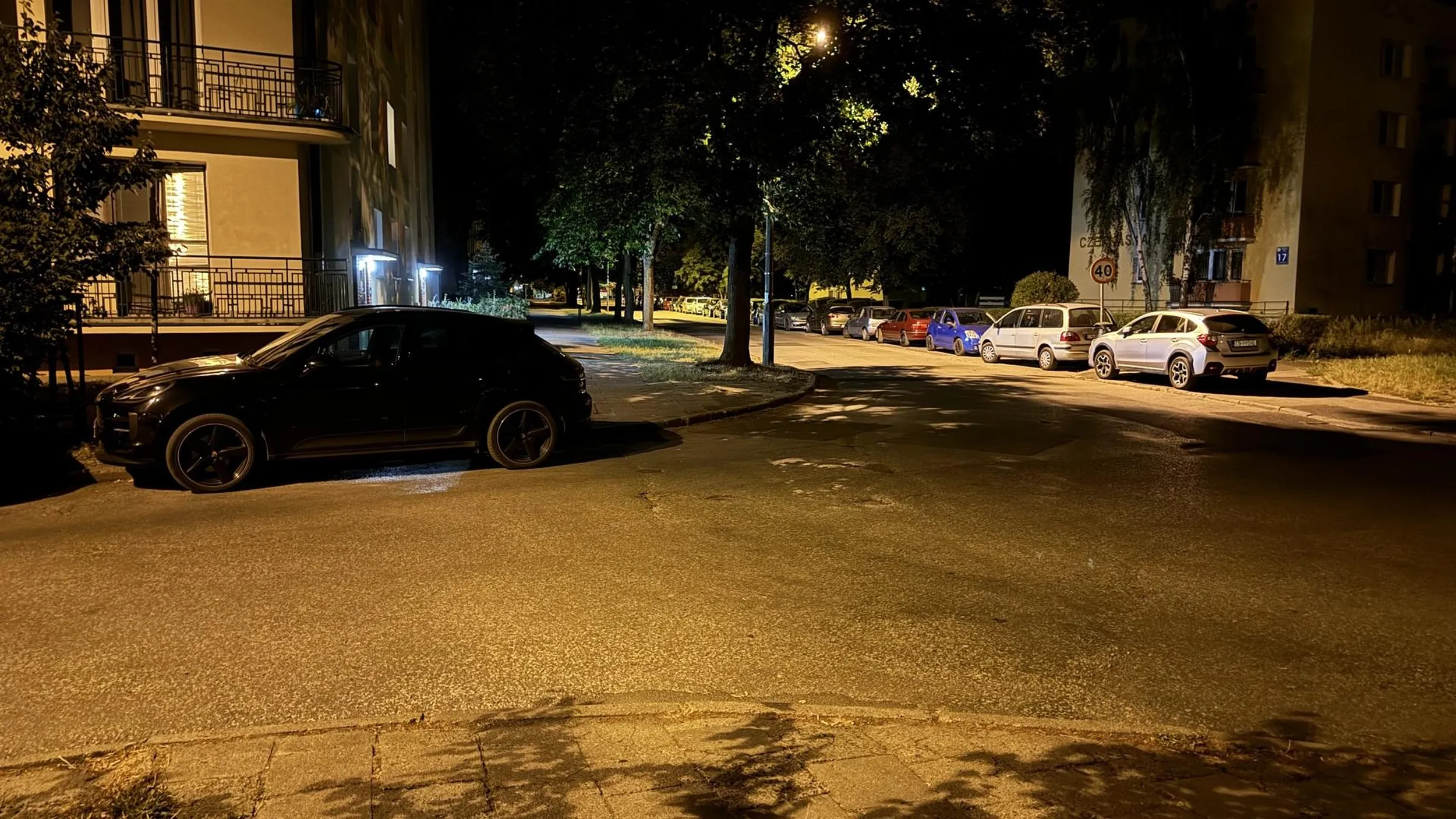 Parkowanie na skrzyżowaniu