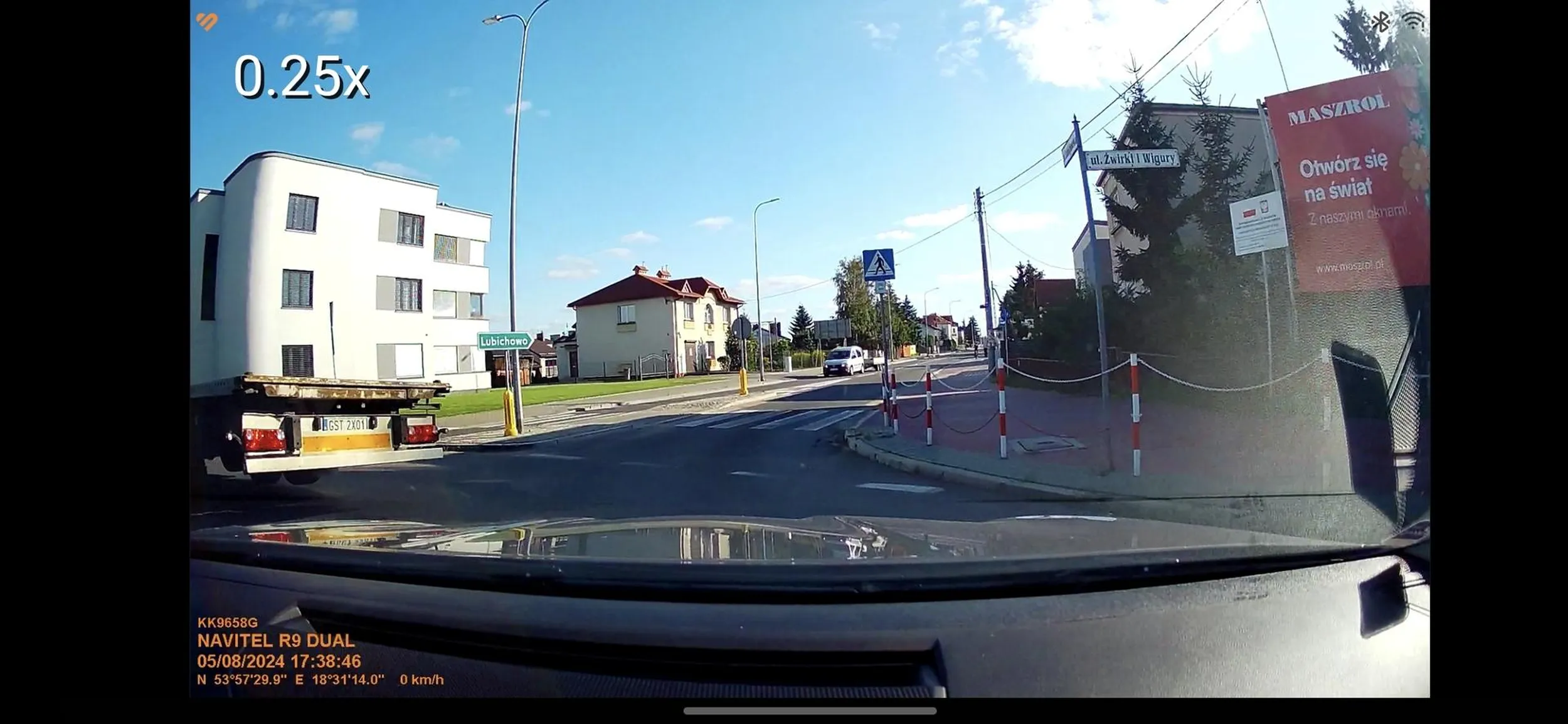 Wymusza pierwszeństwo na Rondzie