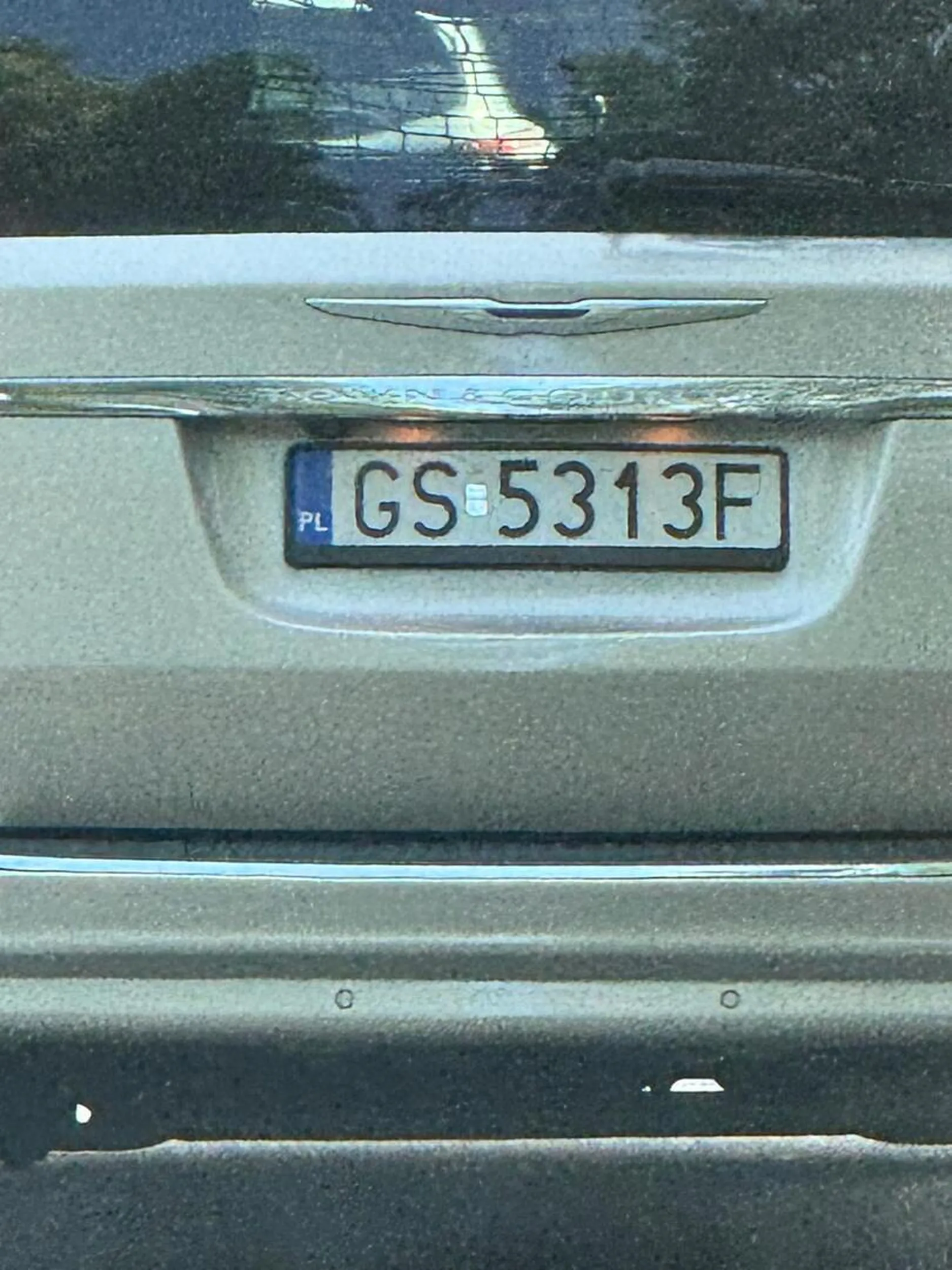 Chory psychicznie syn prostytutki. Jechal 50 w strefie 90 a jak probowalem go wyprzedzic przyspieszyl do 130