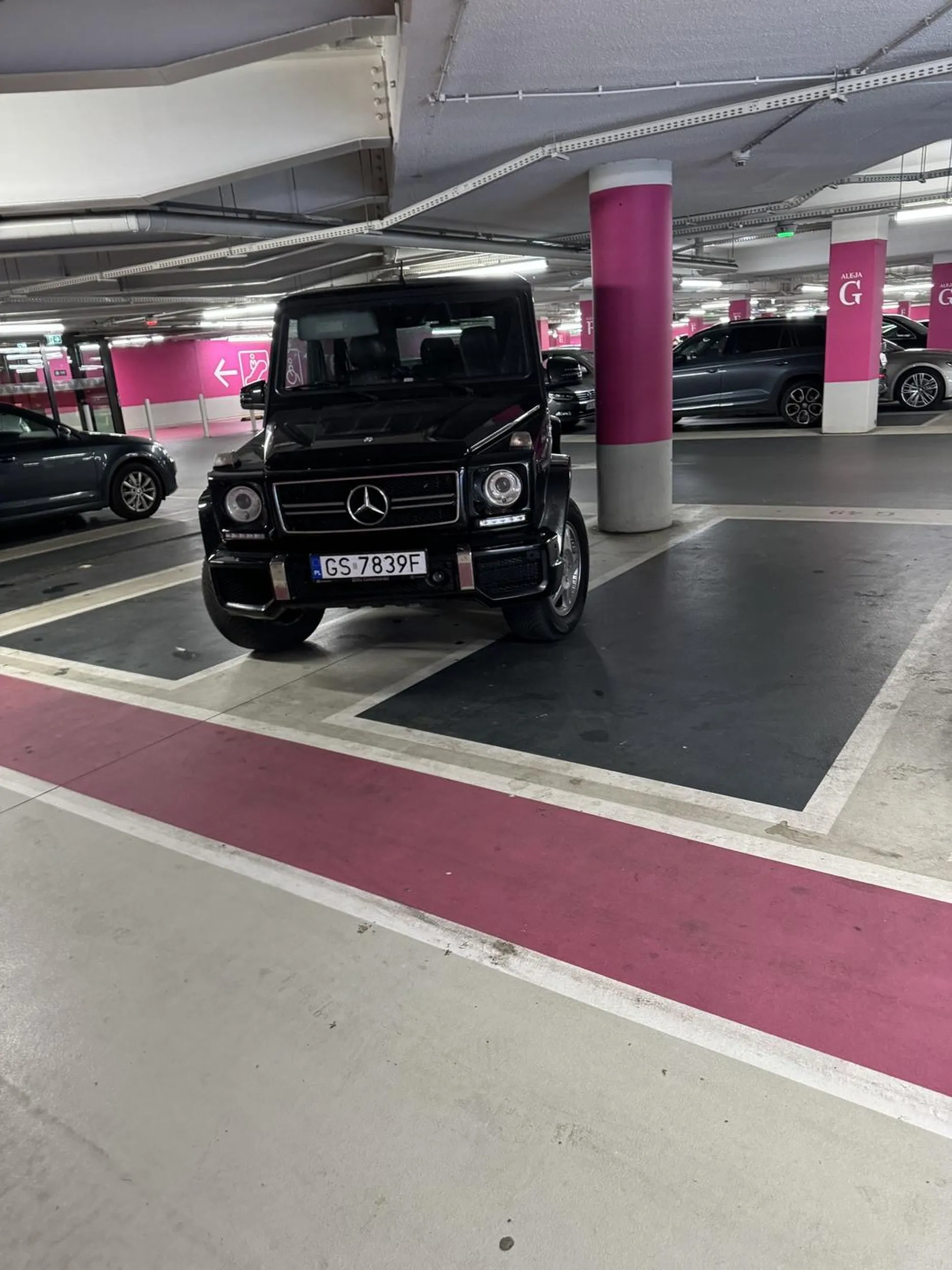 Pizdryk dwóch miejsc potrzebuje