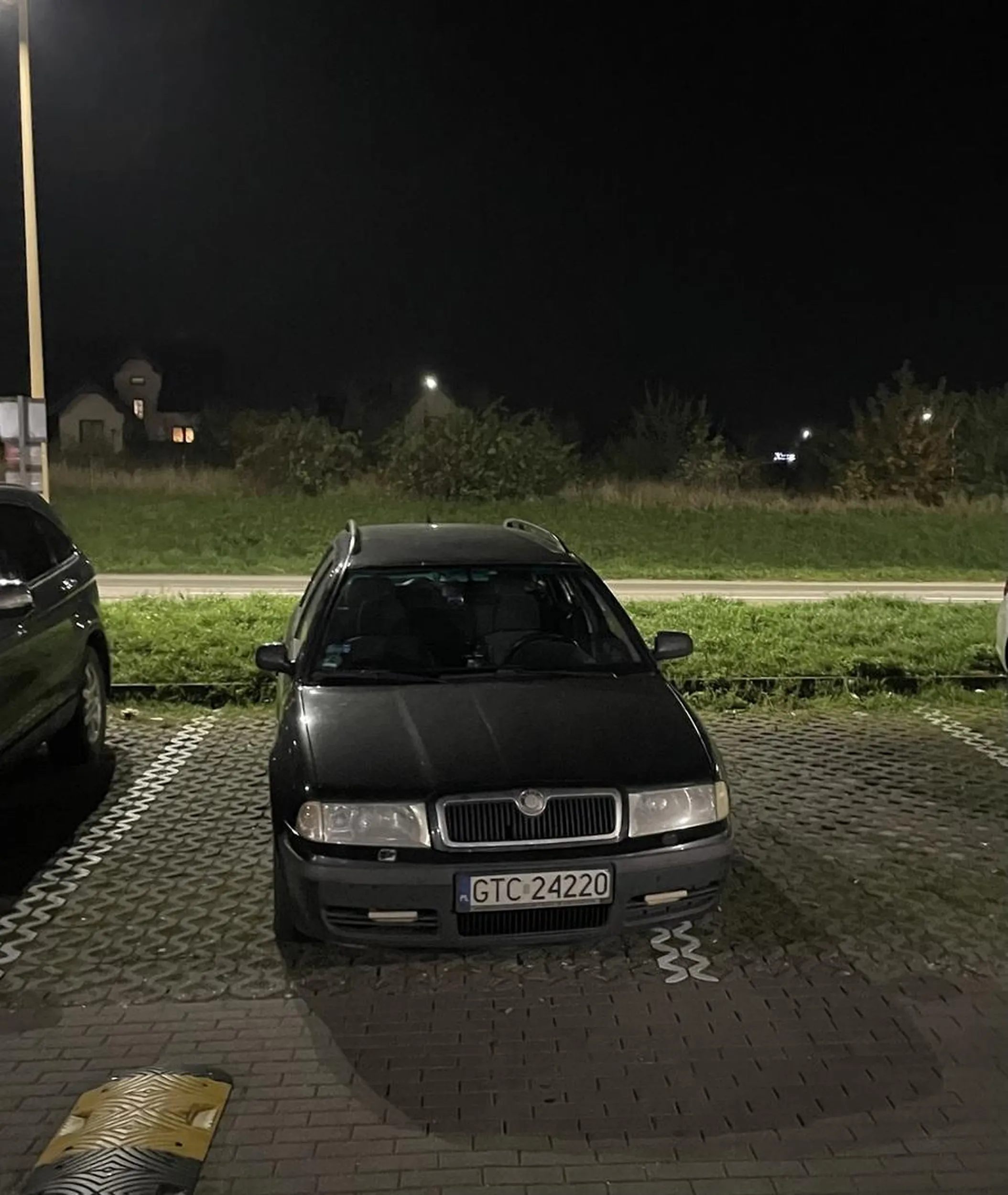 Nawet mój syn lat 5 potrafi nie wyjechać za linie