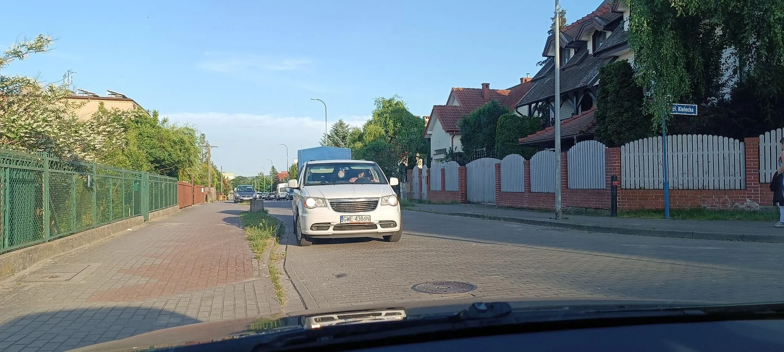 Gratulacje dla tępej baby która terroryzuje mieszkańców