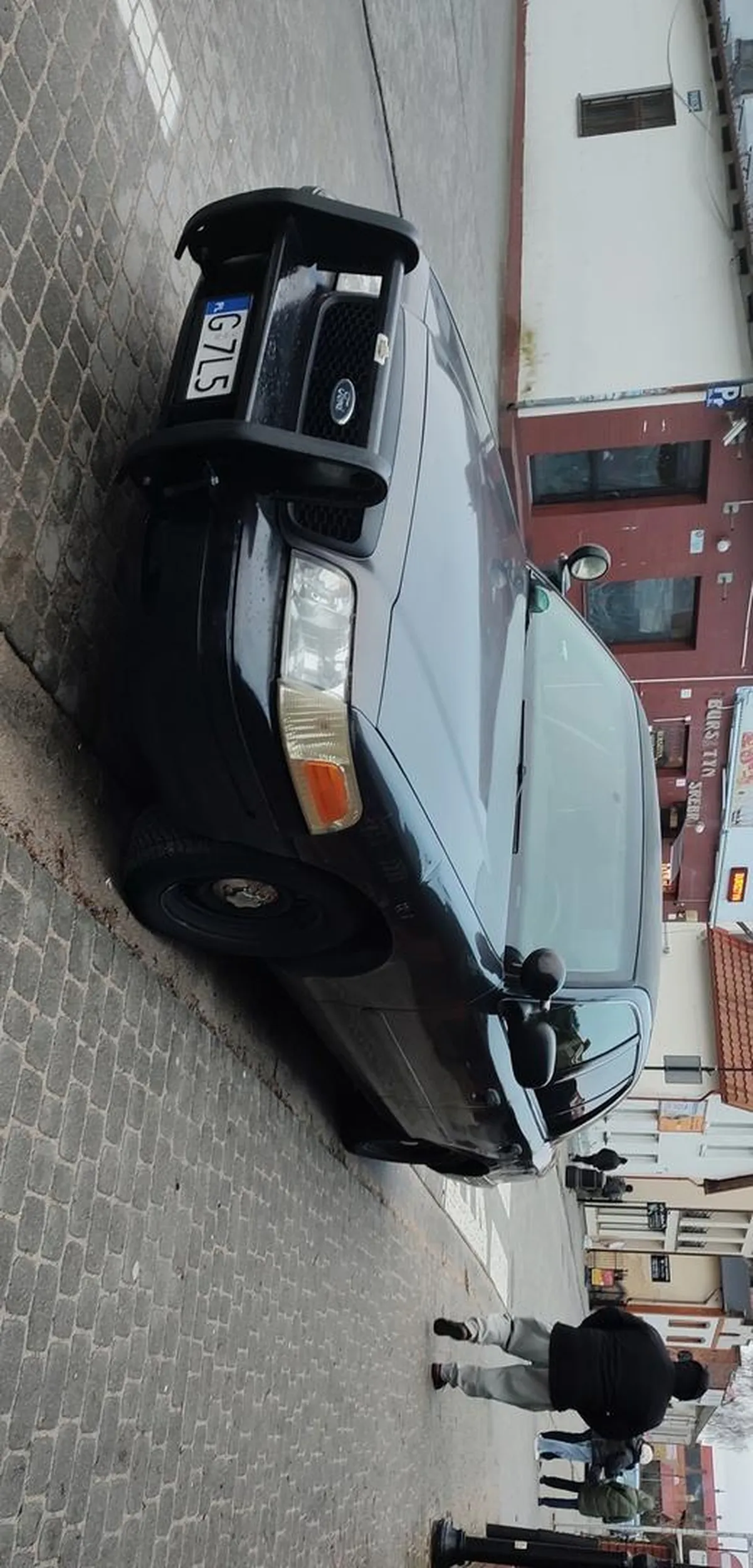 Ładne autko, środek też. Spotkane w Helu