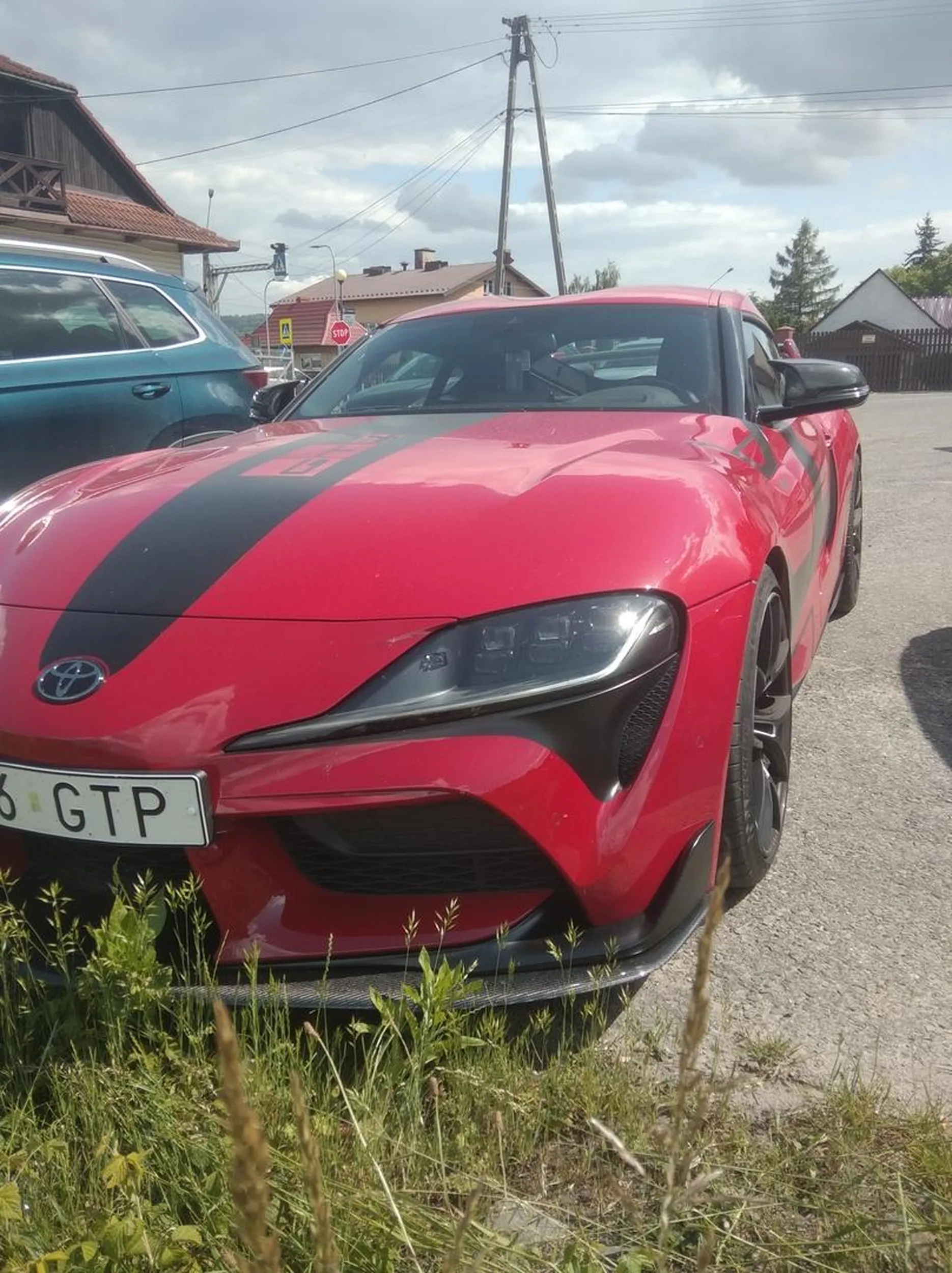 Piękne auto szkoda że nie usłyszałem jego dźwięku.