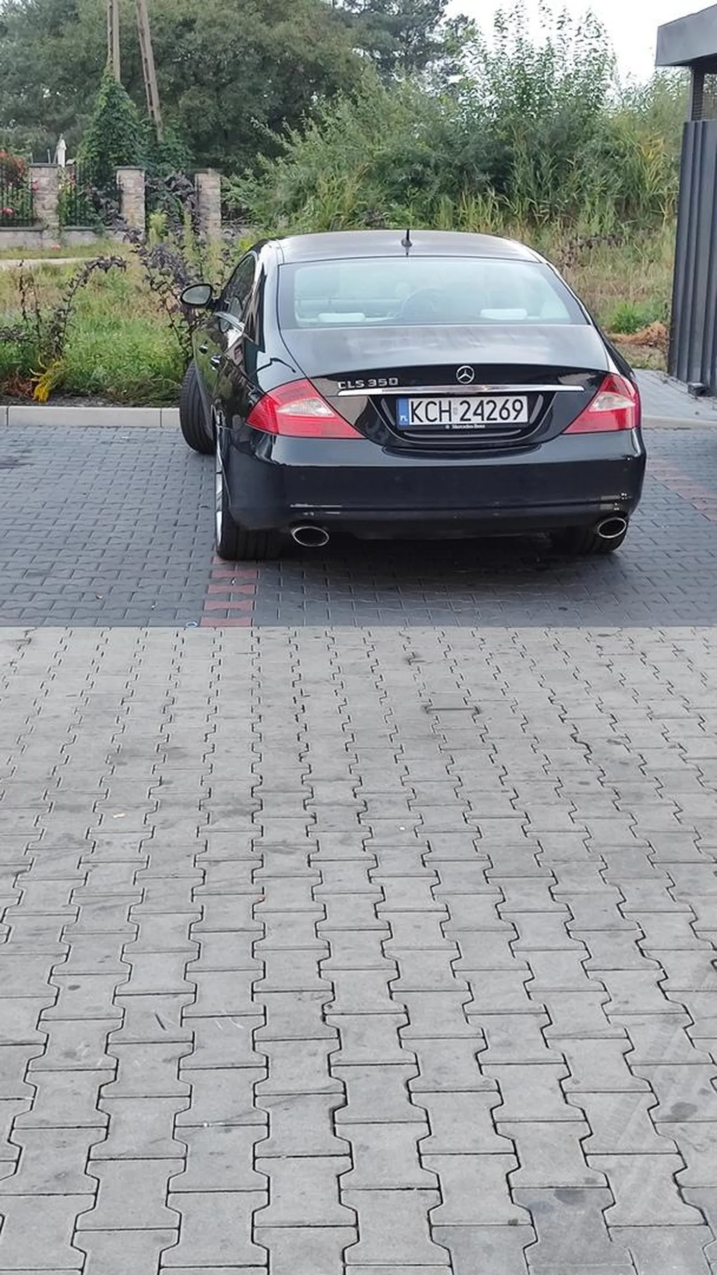 typowy grzbiet z mercedesa na KCH parkowanie kalafiora pod KFC