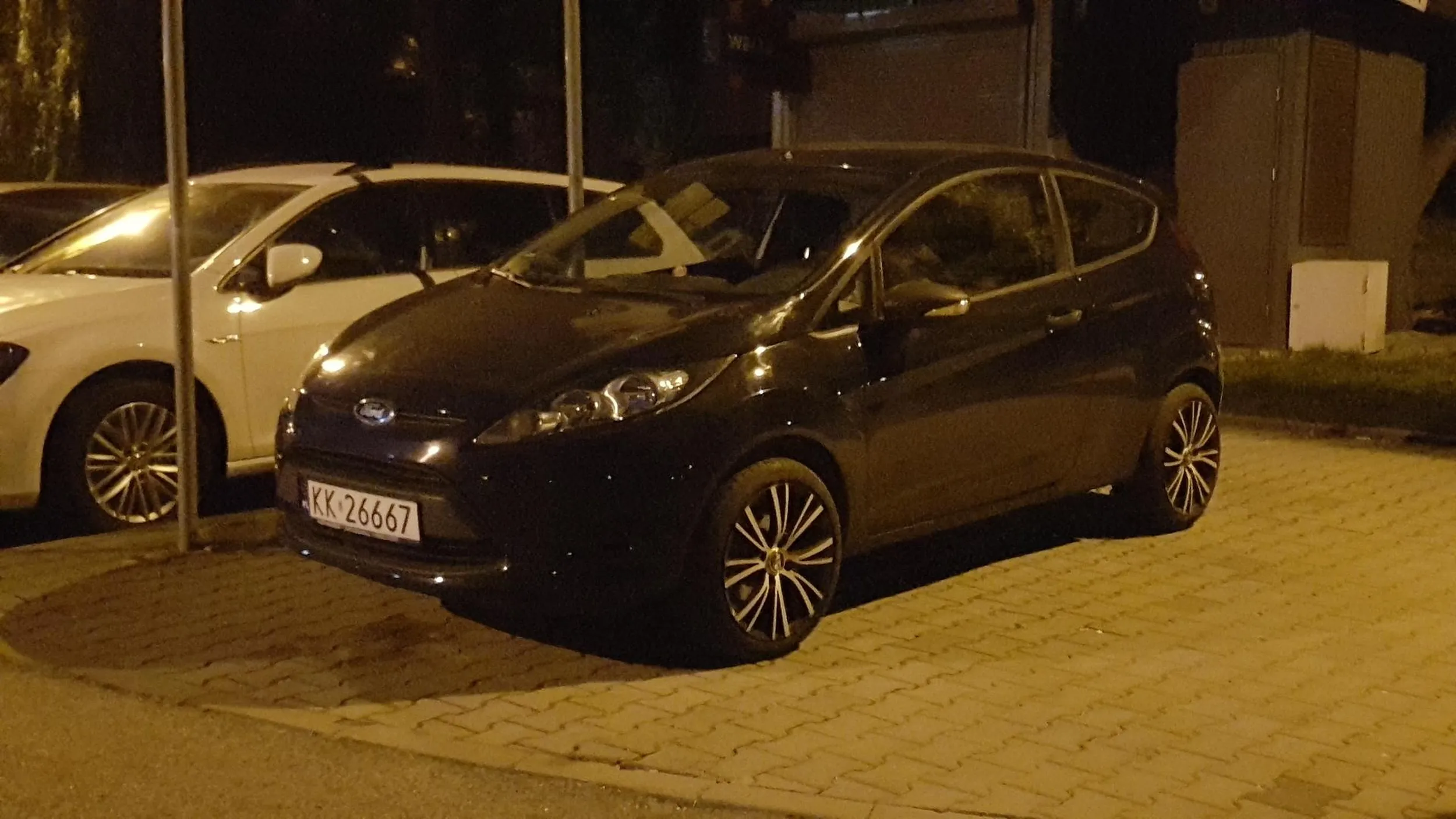 Kolejny zjeb który nie widzi znaków