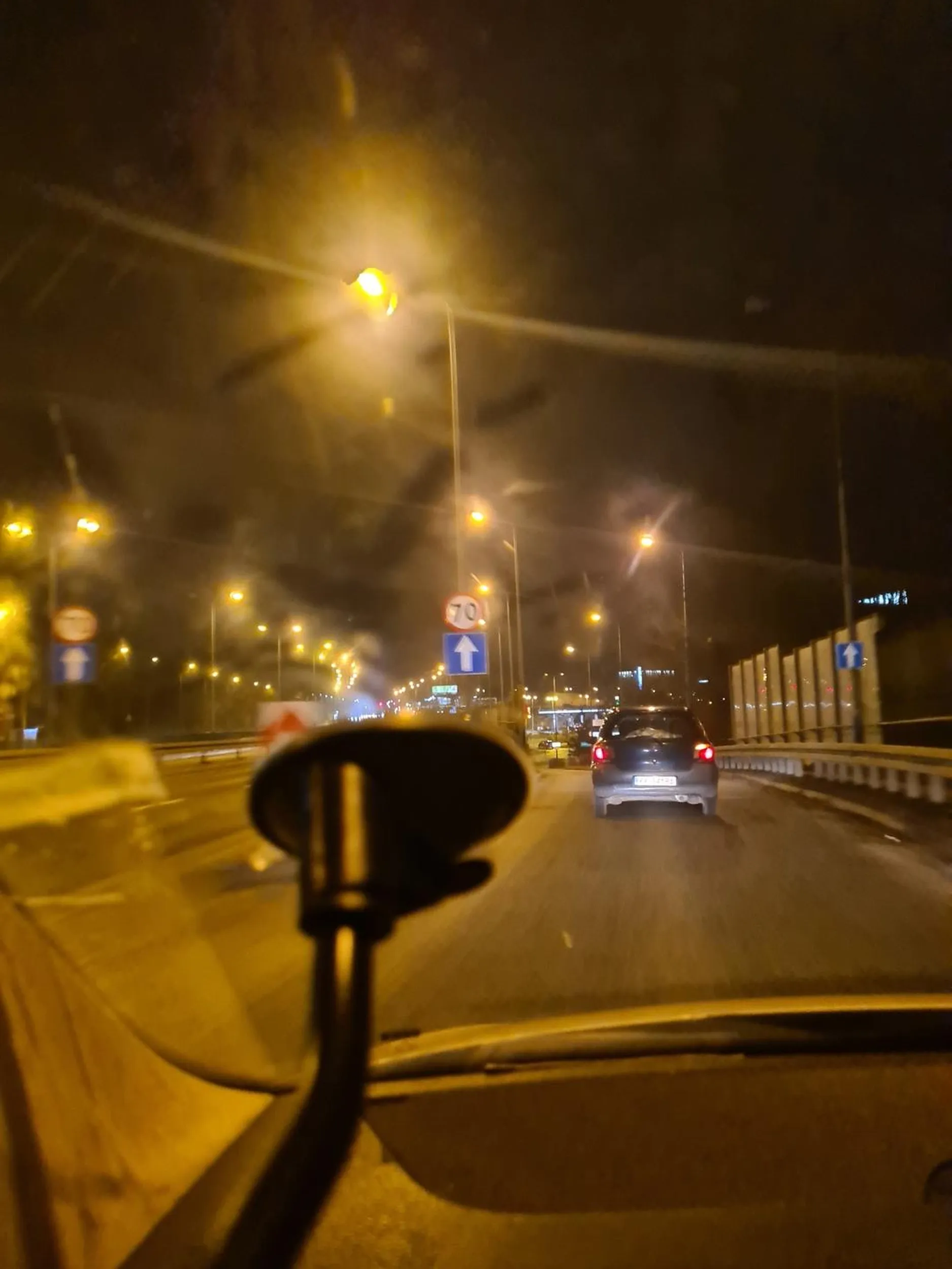 Kierowca wymusza pierwszeństwo