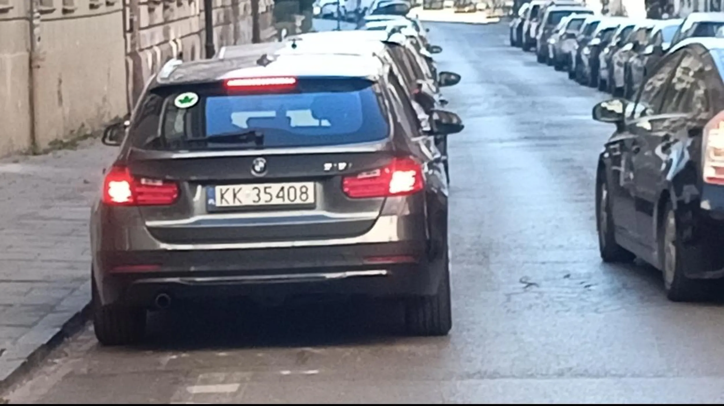 Jezdzi jak burak, wymusza pierwszenstwo.