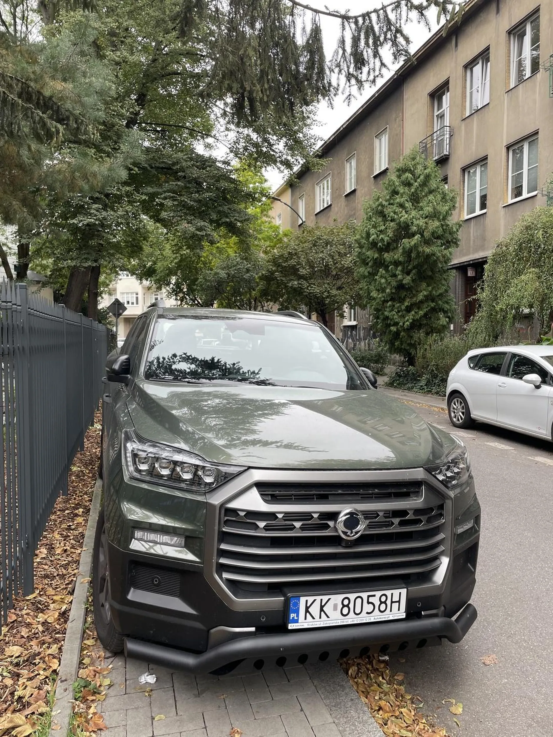 Jak to było? Zostawić minimum 5 mm miejsca dla pieszych?