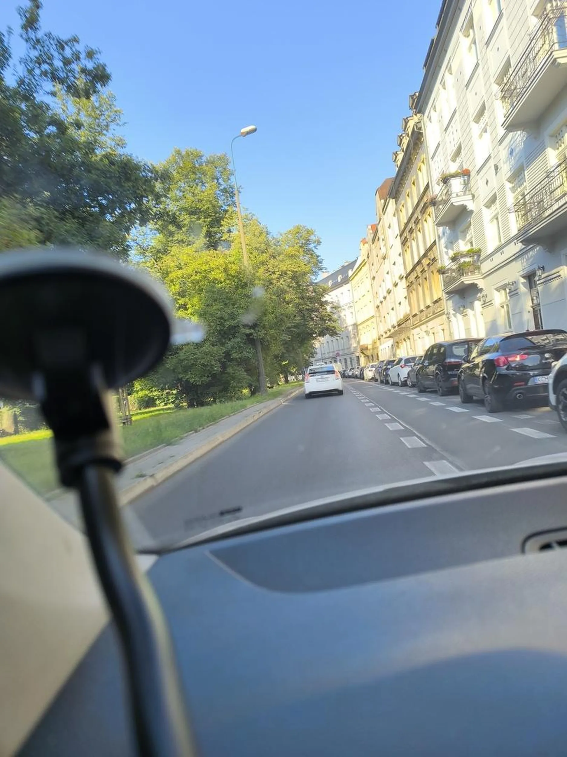 Kierowca wymusza pierwszeństwo