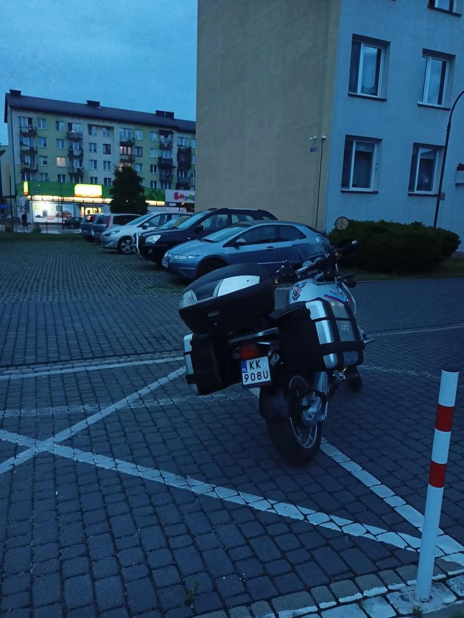 Naucz się parkować.