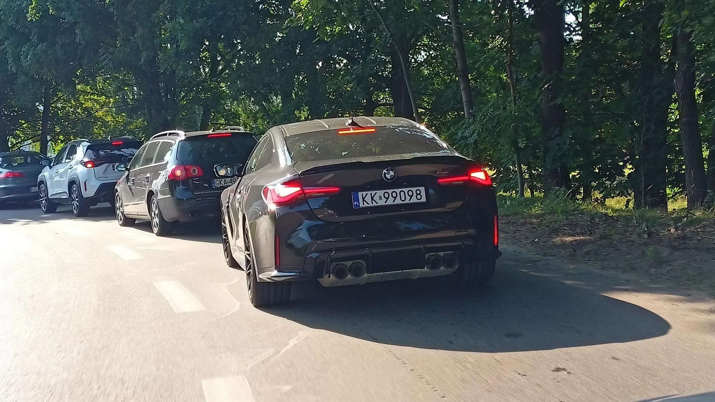 Mega fura, bardzo mi się podoba. Jest kocur, moc i elegancja! Pozdrowienia z Przymorza, to ja machnąłem ręką ?