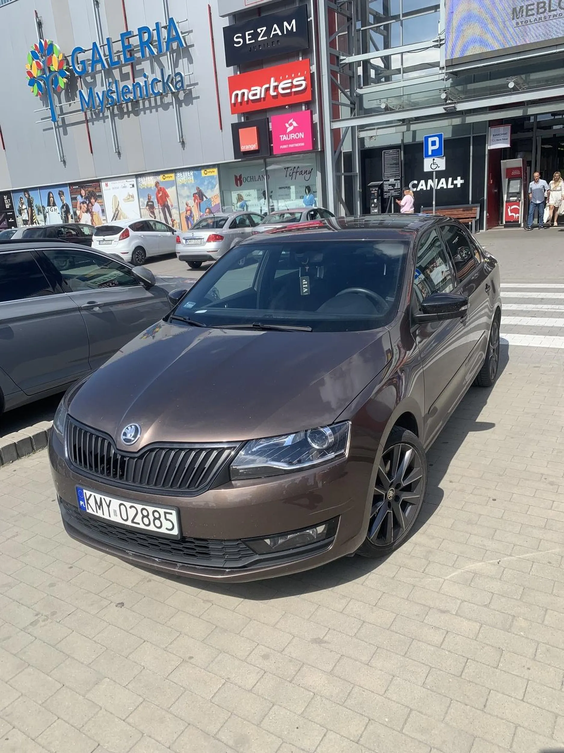 Piękne parkowanie i wydarty ryj