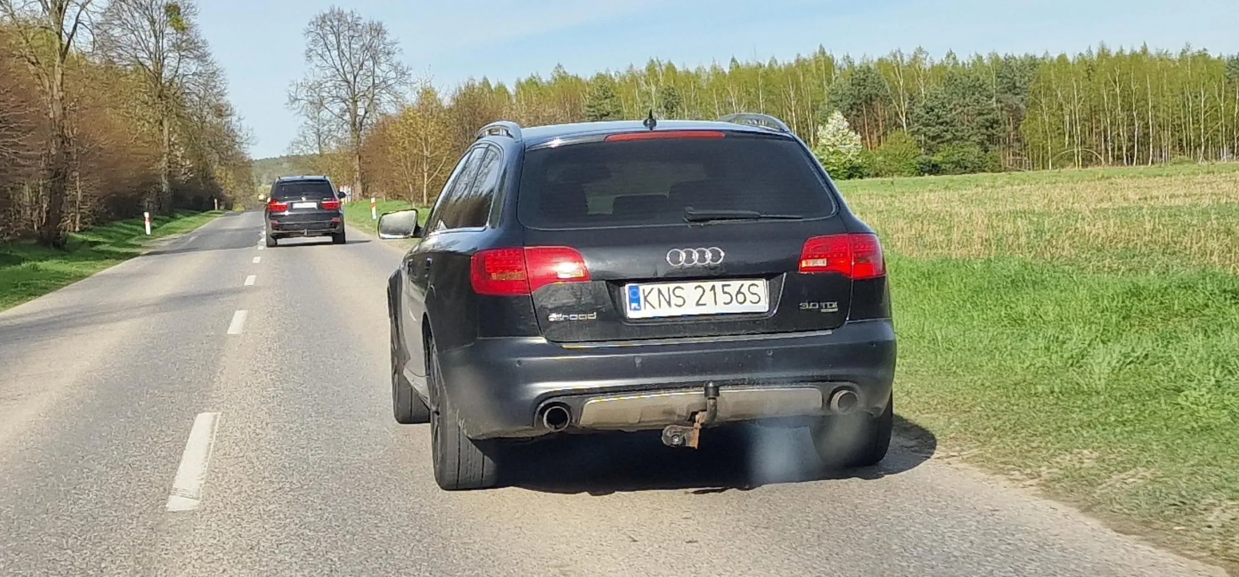 K*tas jedzie jak pi*da, a przy próbie wyprzedzenia nagle przyspiesza