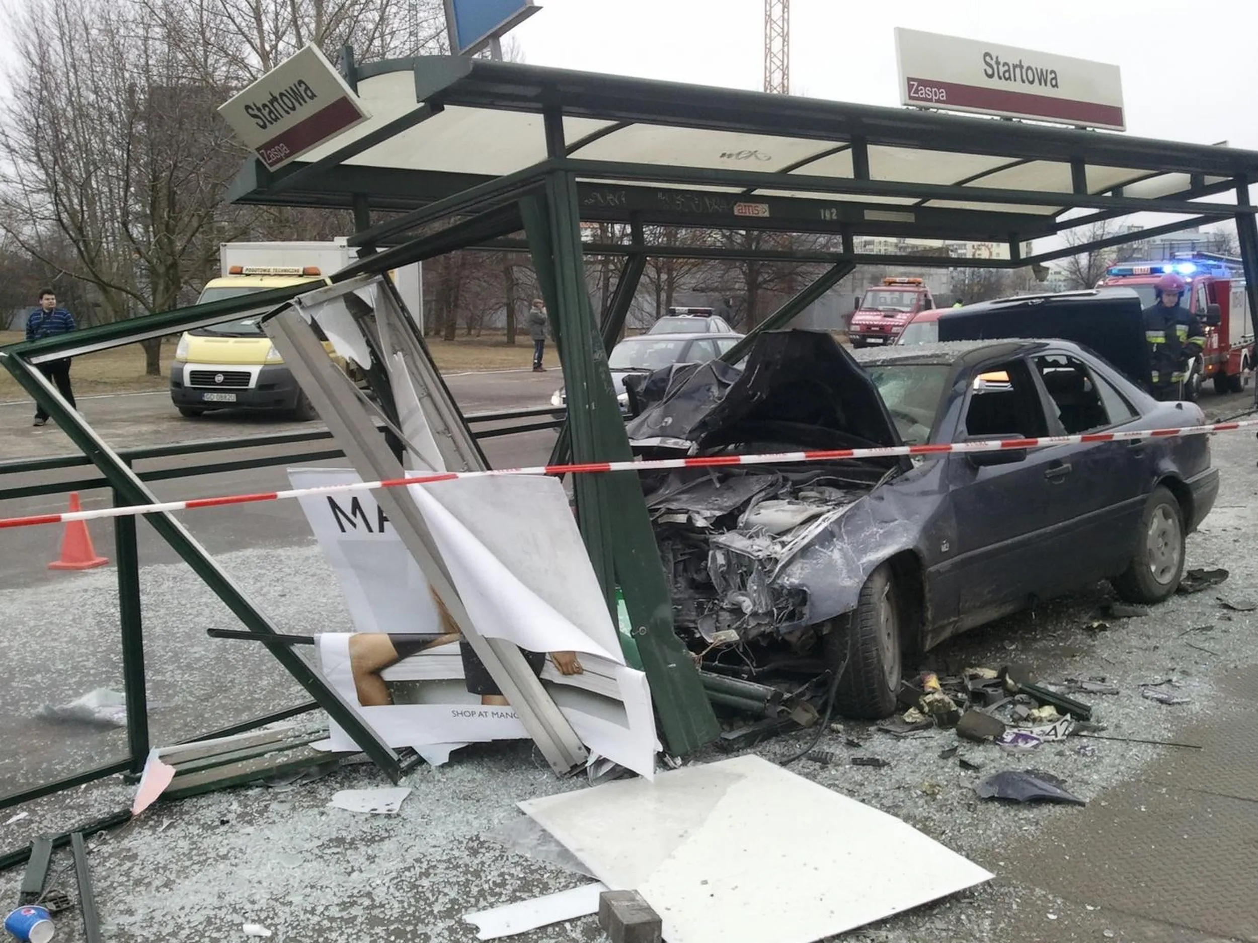 Prosimy o uregulowanie wpłaty za naprawę przystanku. Kontaktuj się z Starostwem.