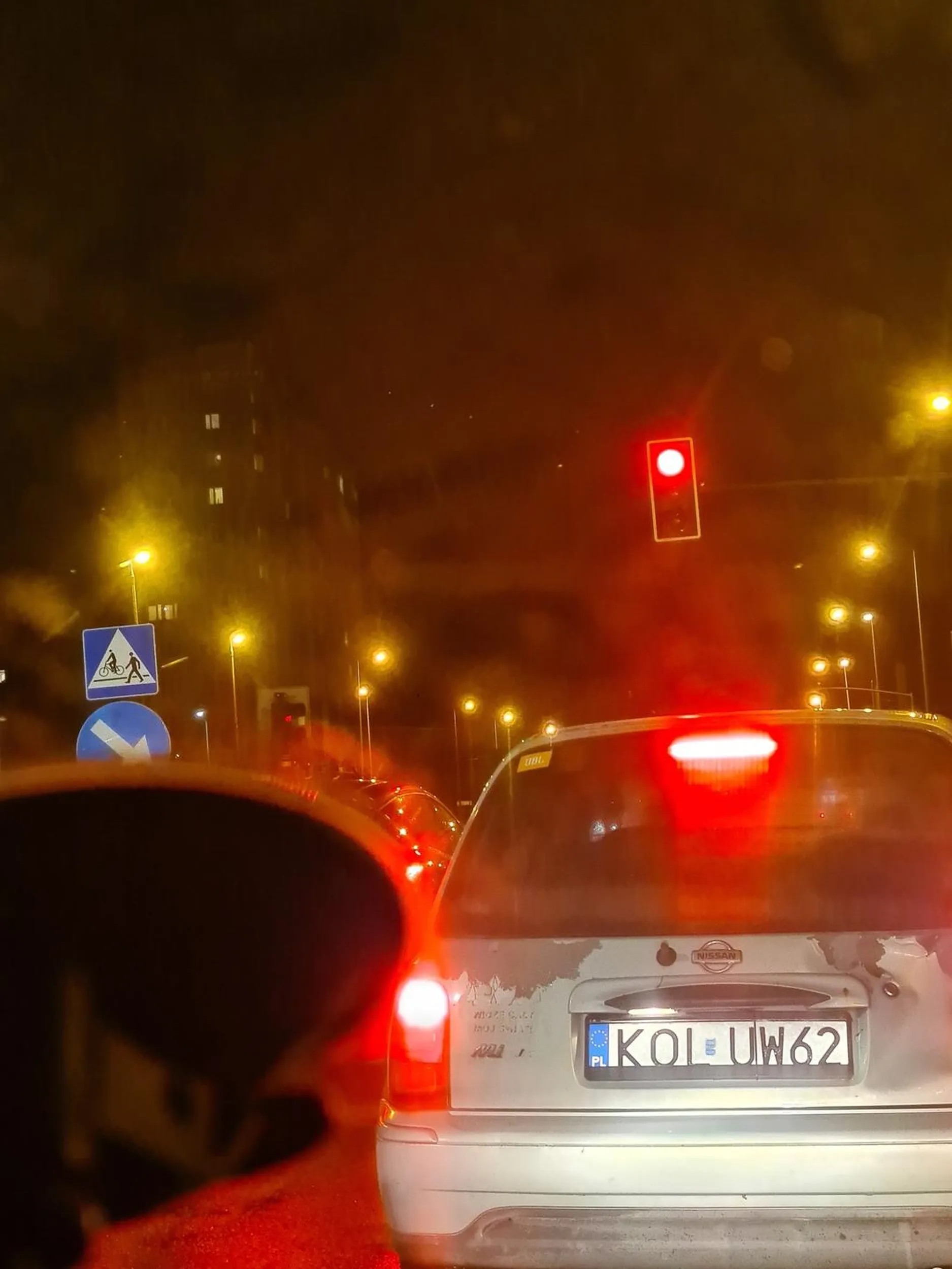 Kierowca jeździ niebezpiecznie