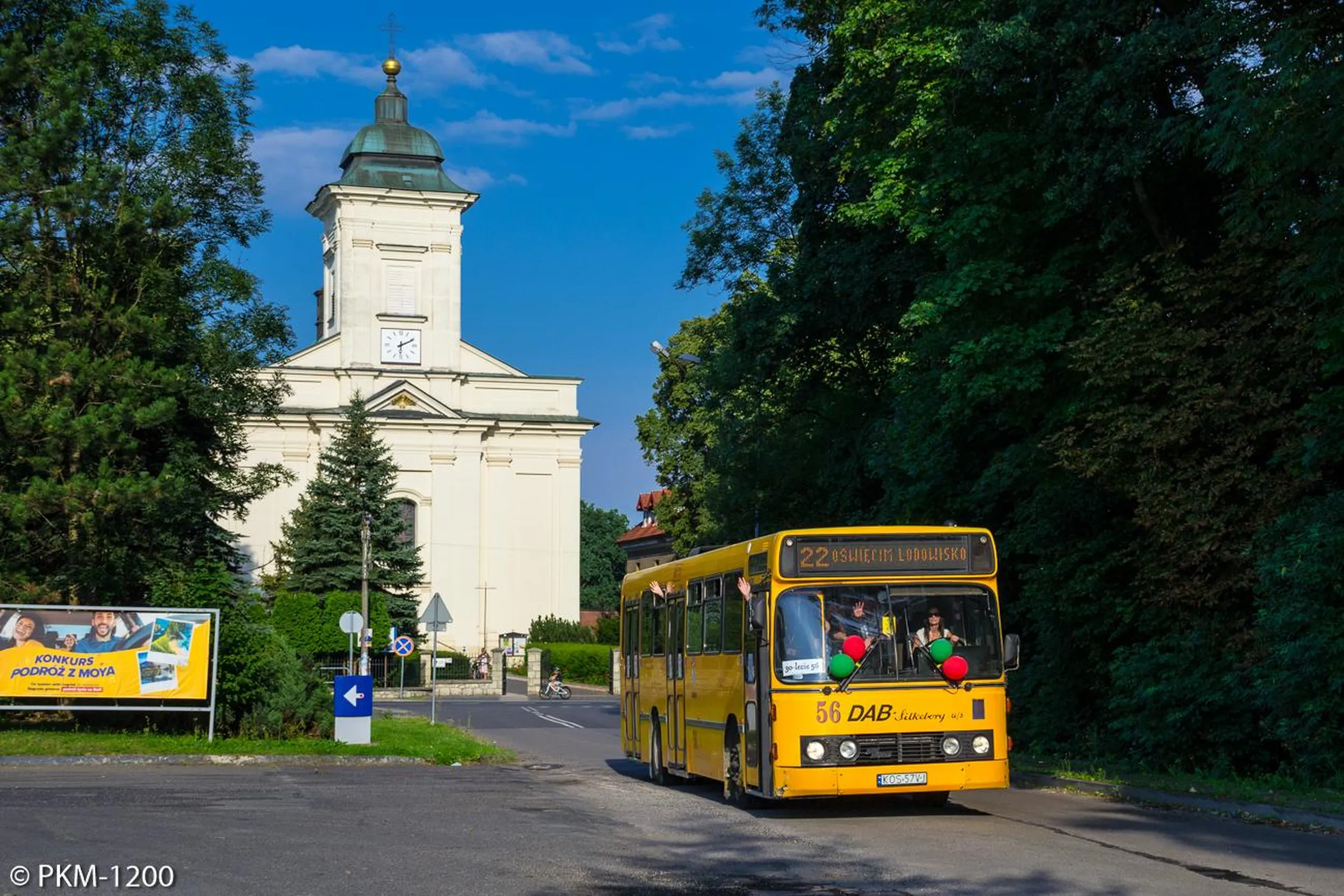 Bardzo fajni kierowcy za kołkiem uprzejmi i nie wymuszą pierwszeństwa super impreza była pozdrawiam z koszulki z Biedry.. dla wtajemniczonych