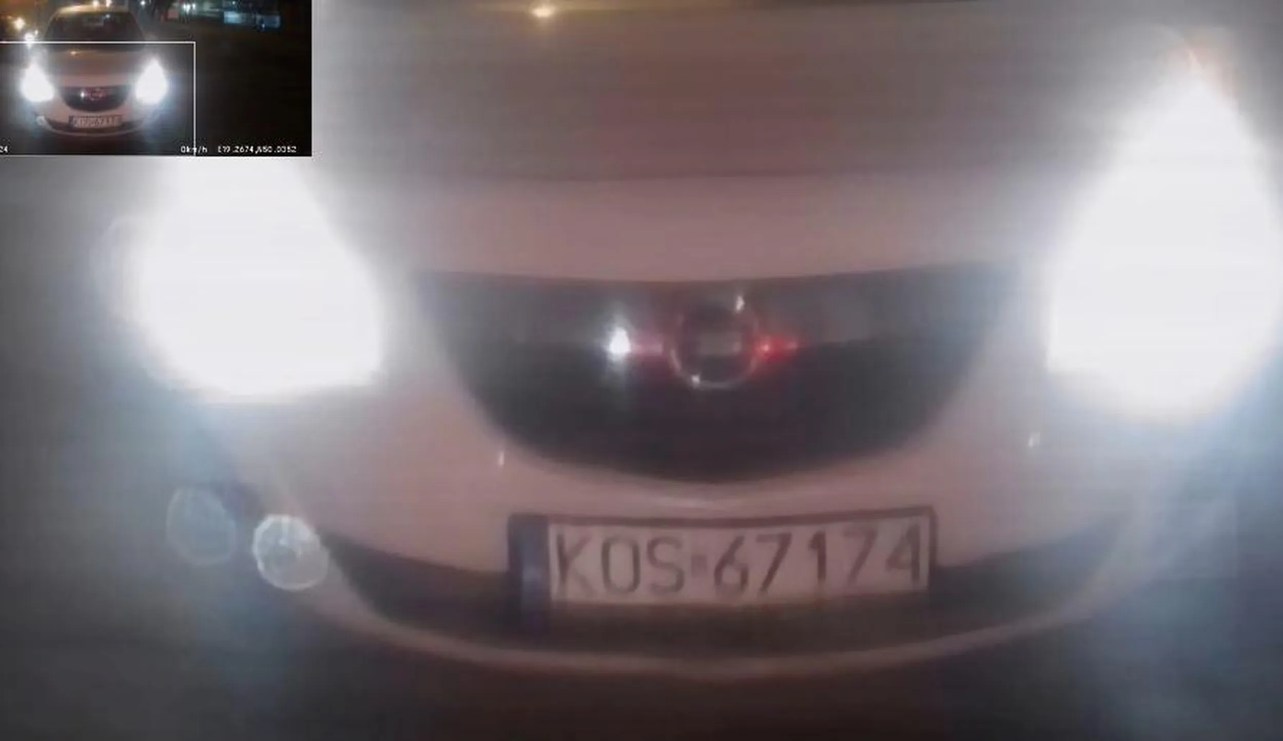 ten zakaz wyprzedzania to na ozdobę tylko postawiony jest