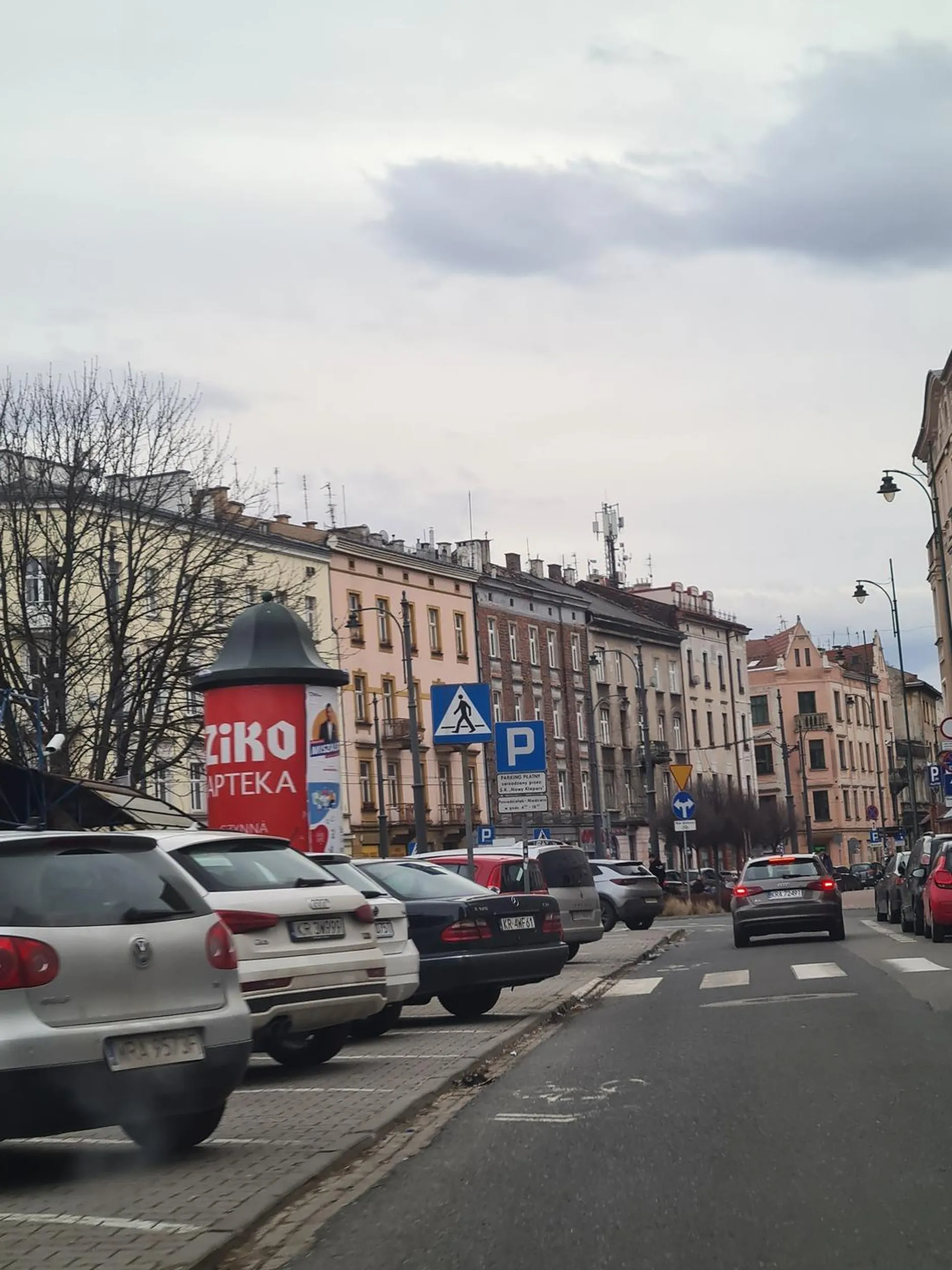 Kierowca wymusza pierwszeństwo