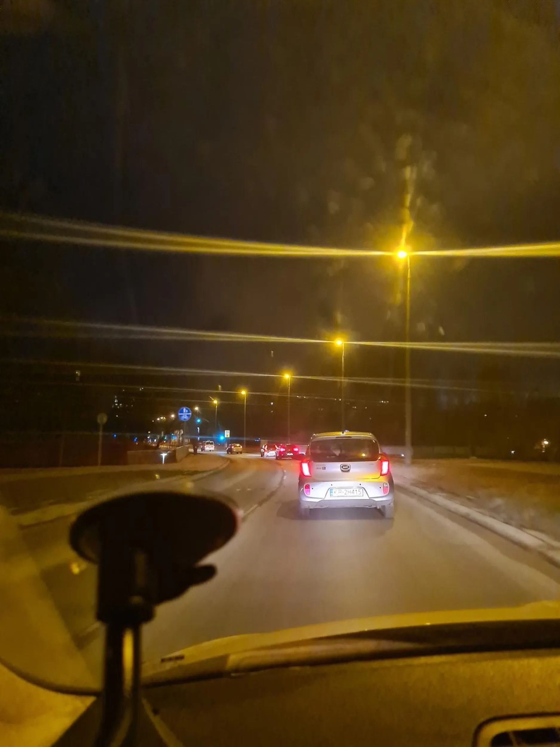 Kierowca wymusza pierwszeństwo