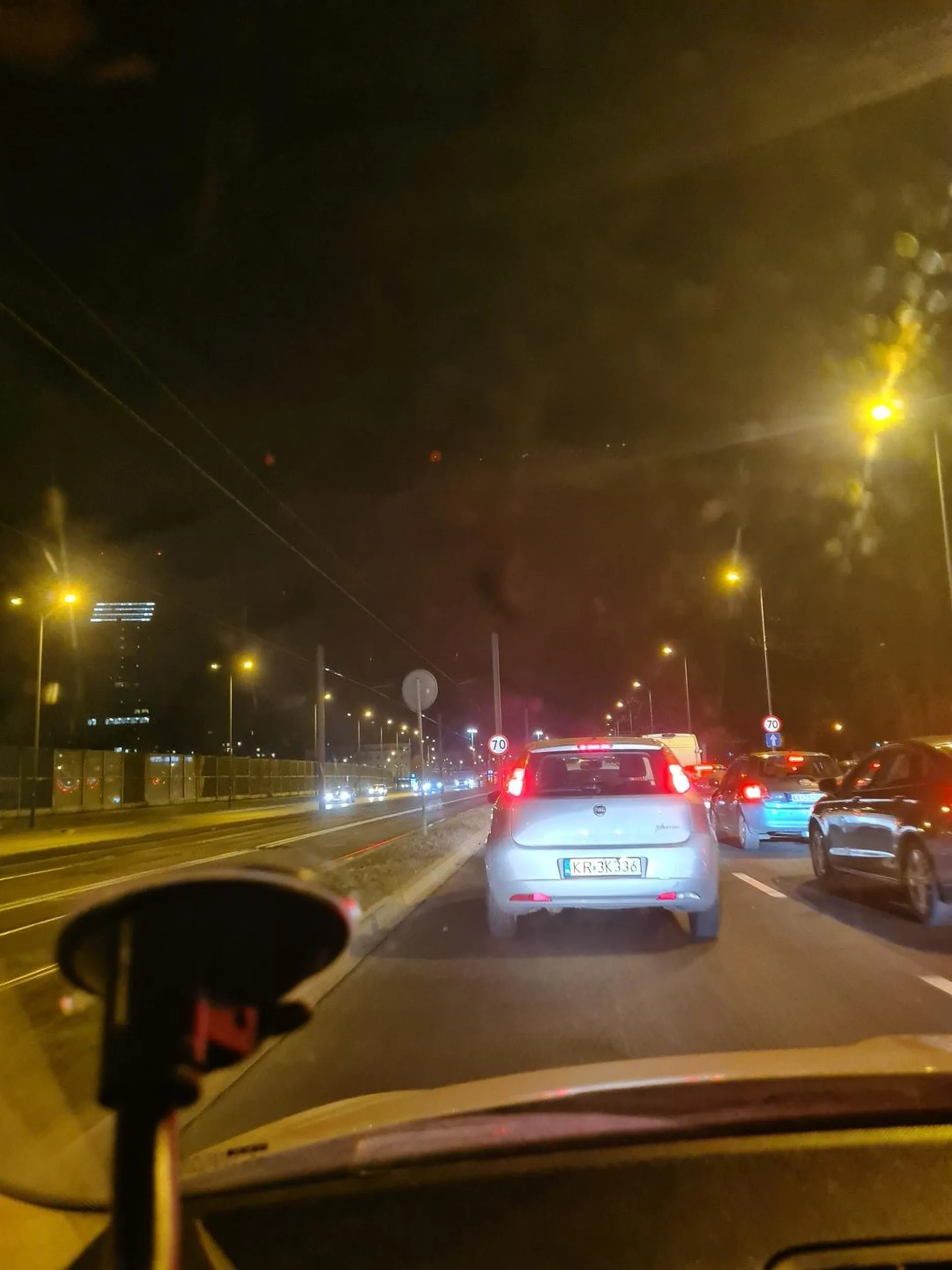 Kierowca wymusza pierwszeństwo