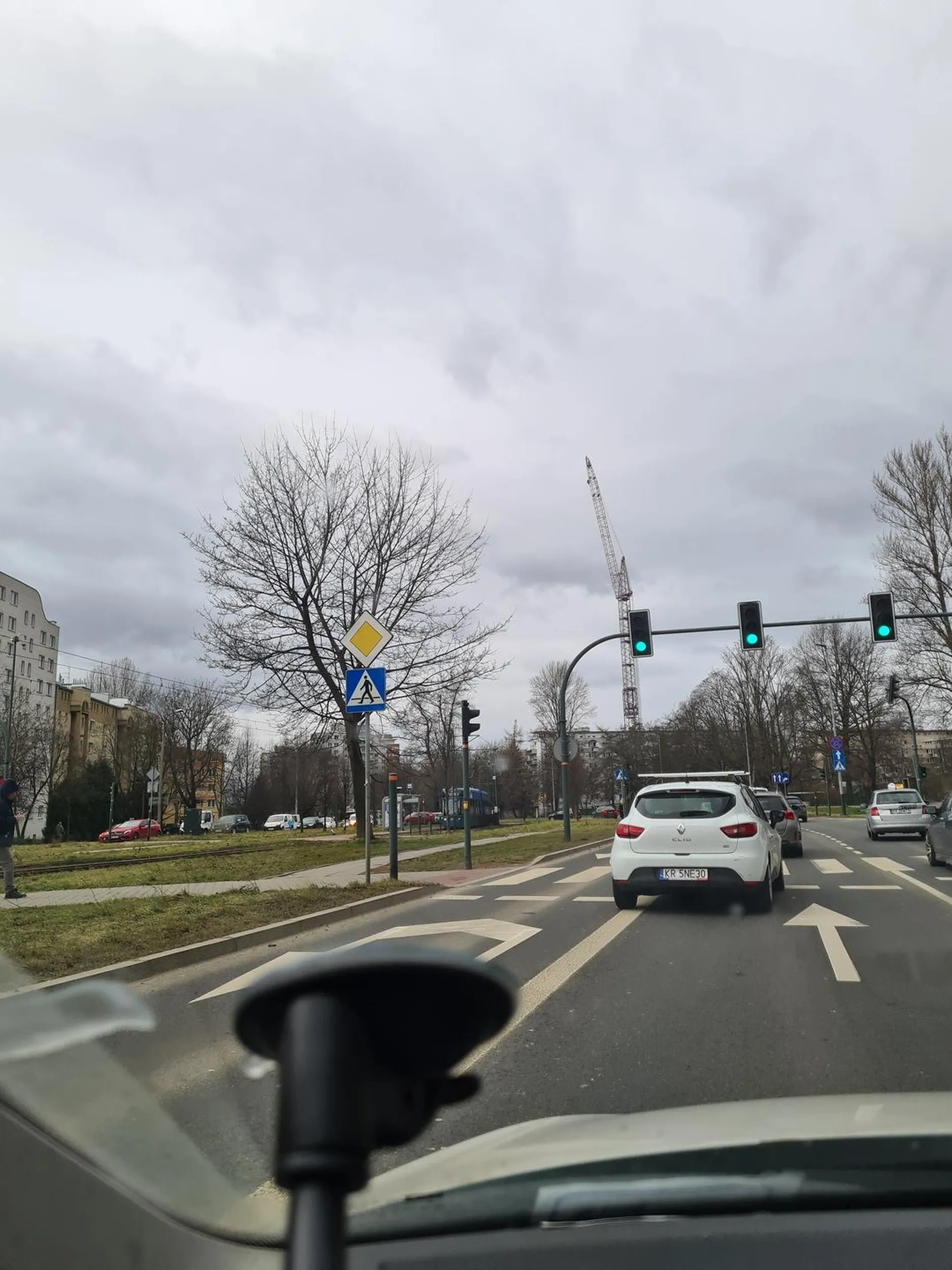 Kierowca wymusza pierwszeństwo