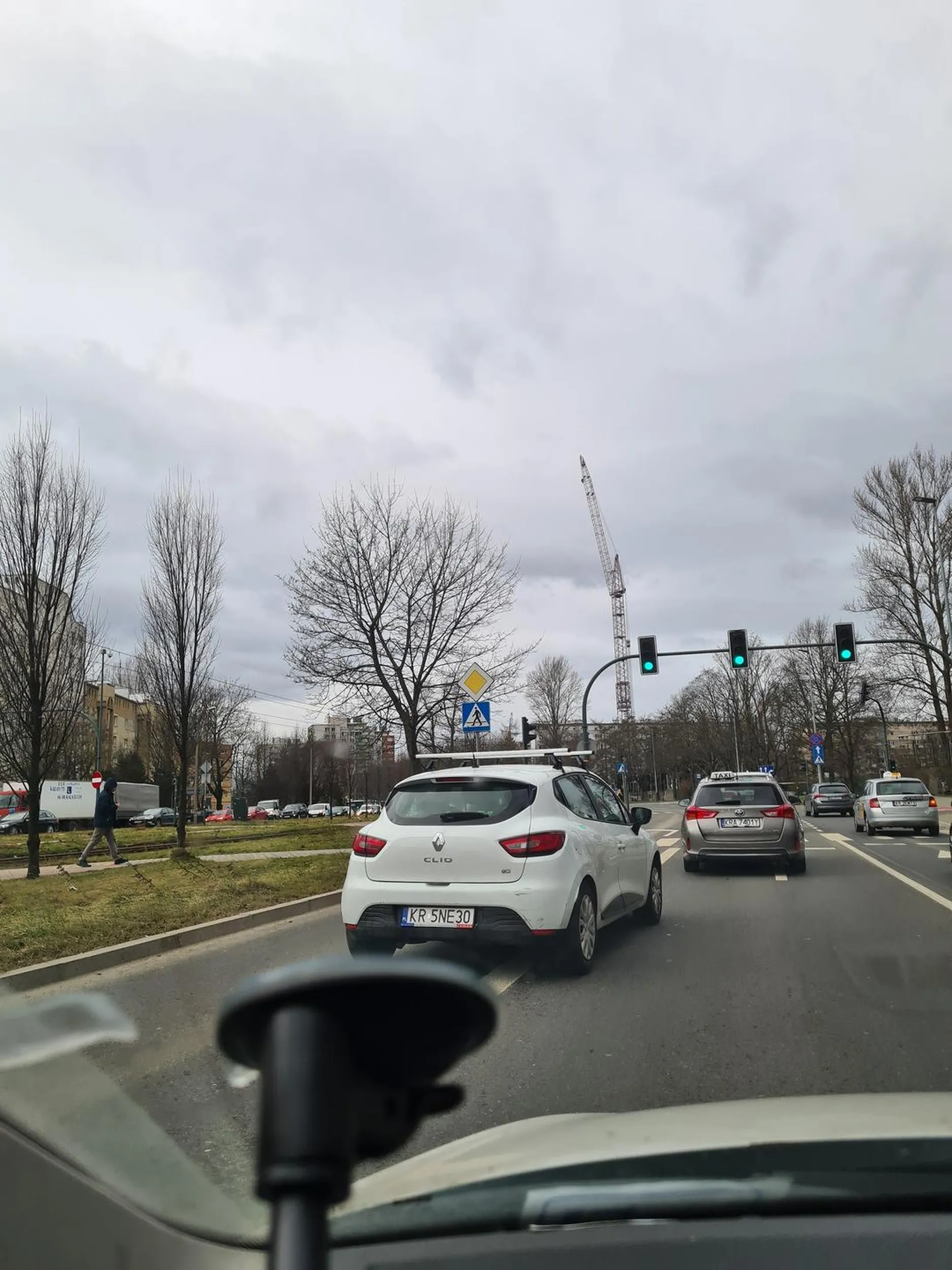 Kierowca wymusza pierwszeństwo