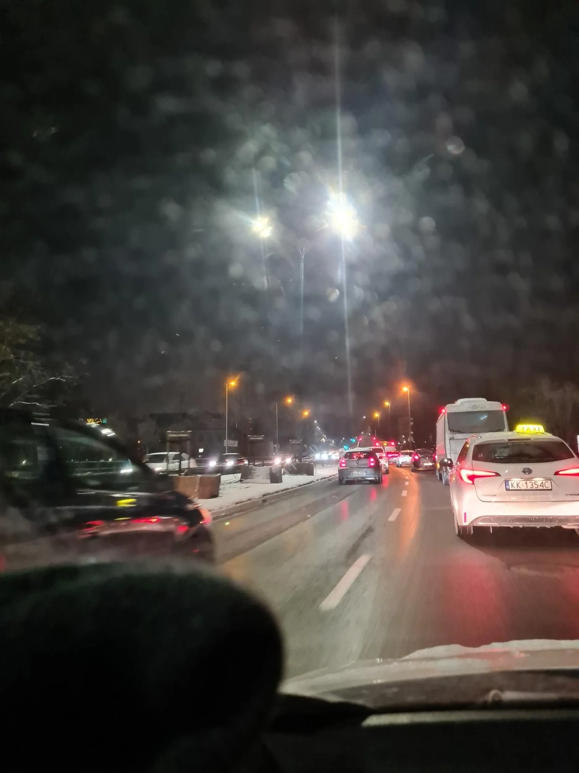 Kierowca wymusza pierwszeństwo